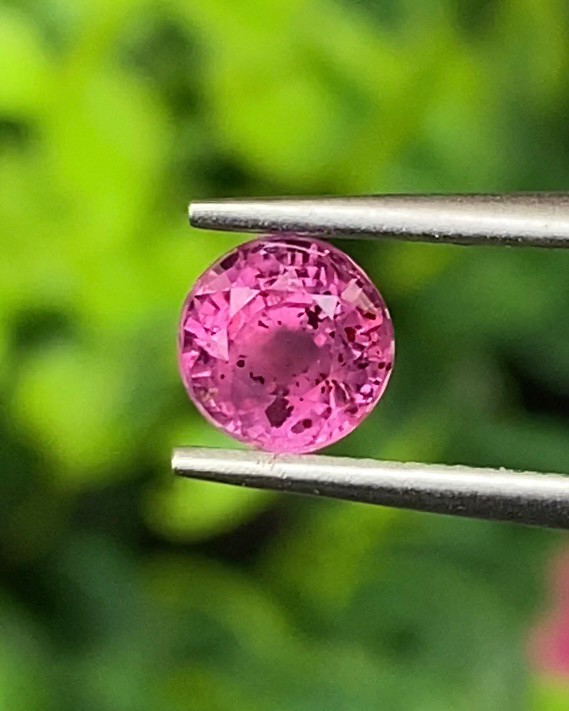 พลอย ทับทิม (Ruby Sapphire) 0.97 กะรัต พร้อมใบเซอร์ พลอยแท้ อัญมณีมงคลประจําวันเกิด เครื่องประดับพลอย