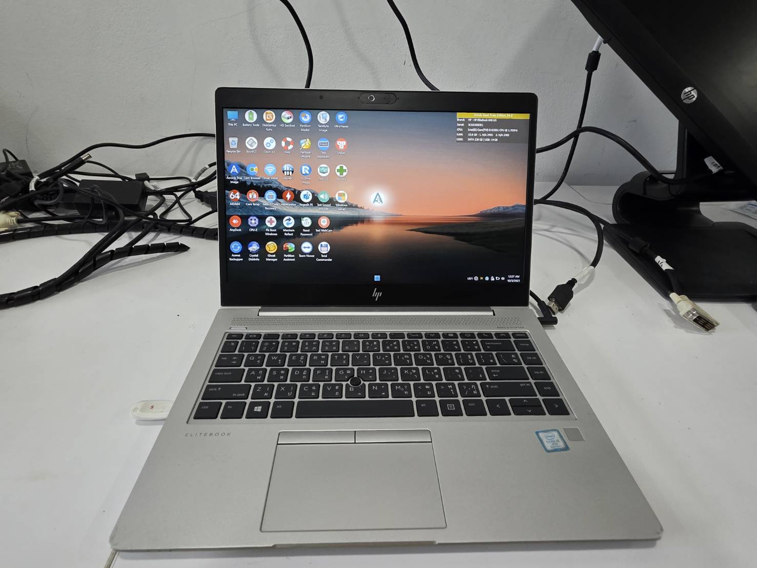 HP EliteBook 840 G5 i5-8350U Ram 16GB M.2 256GB แบต 68% ไม่มีสายชาตร์
