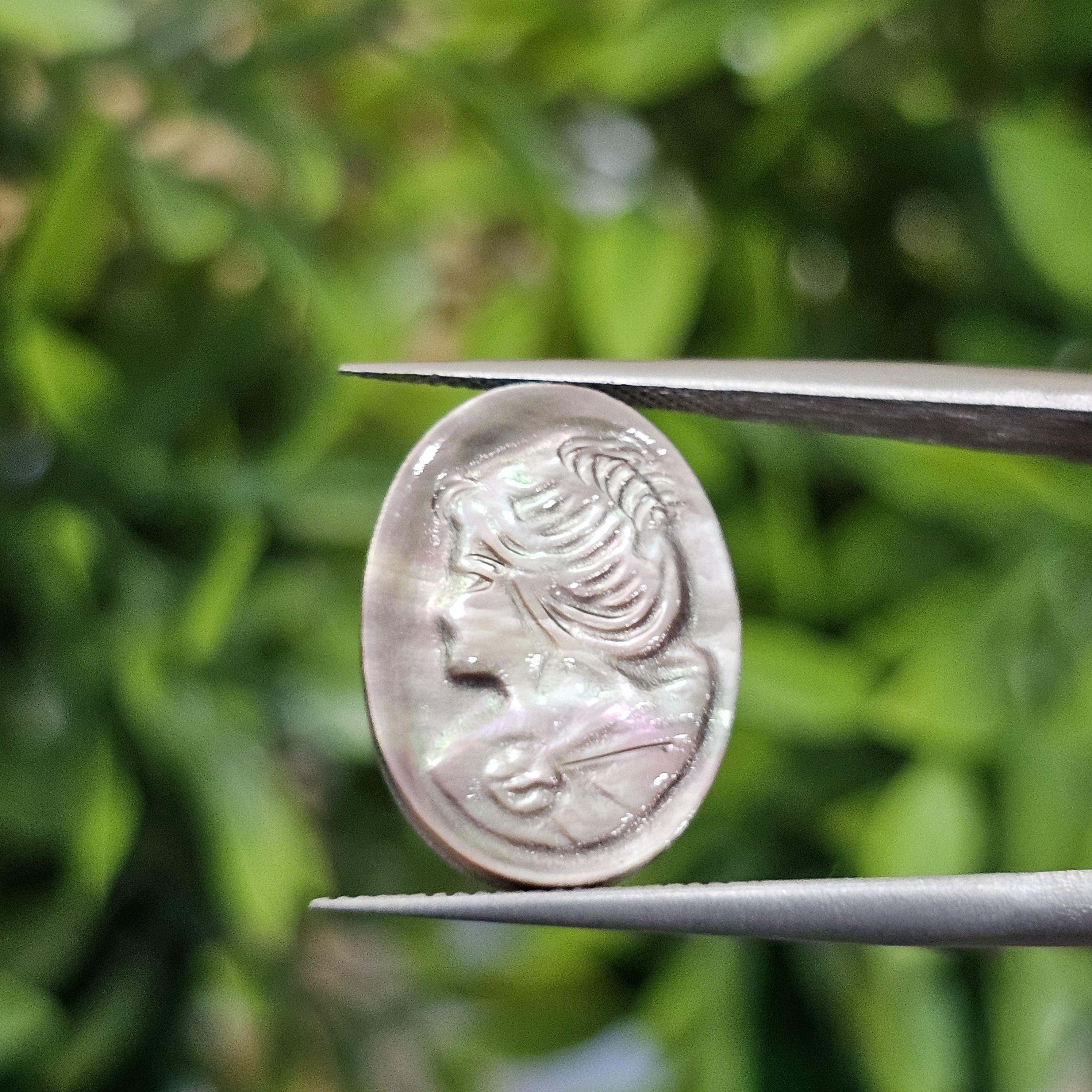 เปลือกหอยมุก แกะสลัก Pearl Shell Carved 4.50 กะรัต (Cts.) พลอยแท้ อัญมณีมงคลประจําวันเกิด เครื่องประดับพลอย