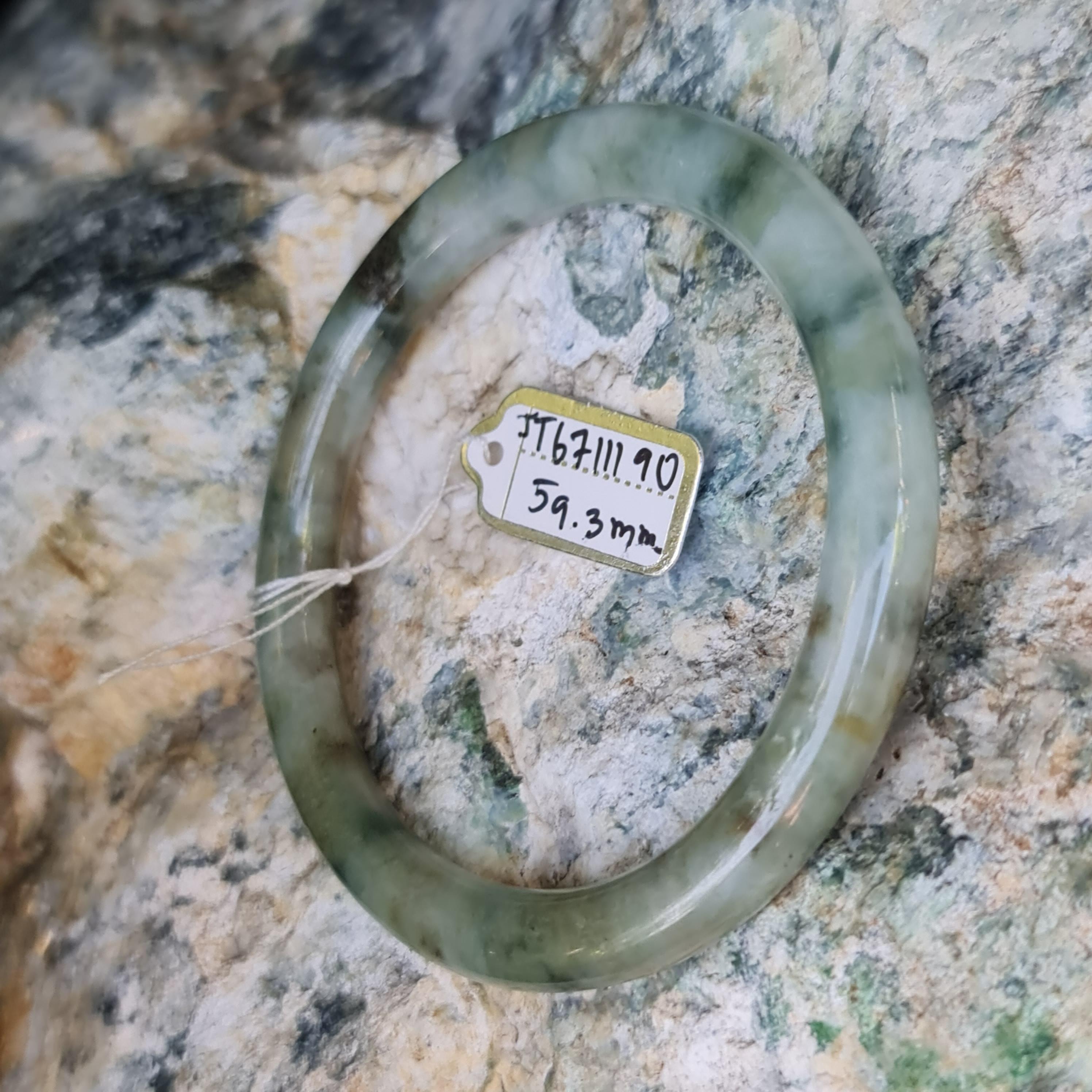 JT6711190 หยก พม่า แท้ Jade กำไลหยก (Jadeite bracelet) พม่า (Myanmar) 59.3 มม.