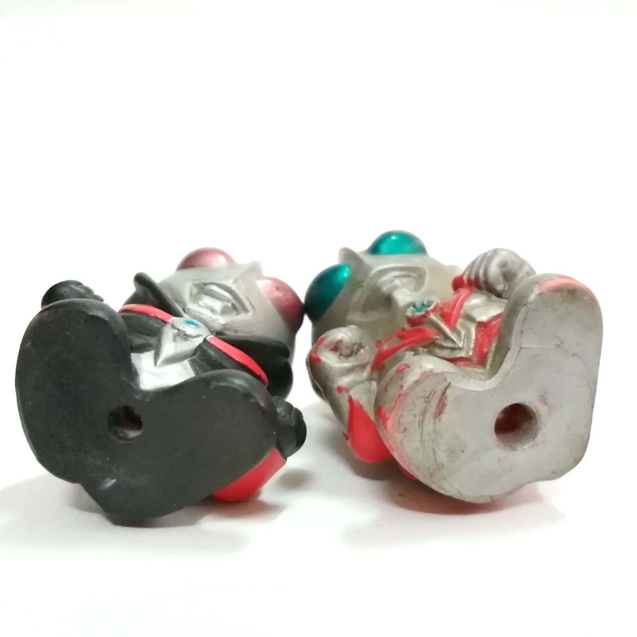 ซอฟสวมนิ้ว ขนาดใหญ่ อุลตร้าแมนมิลเลนเนียม และ ดาร์คอุลตร้า Ultraman Millenium&Dark Ultra ApexTขนาดดามรูป ของ เอเพกซ์ทอย ของเก่าเก็บหายาก ขายตามสภาพ ขายคู่