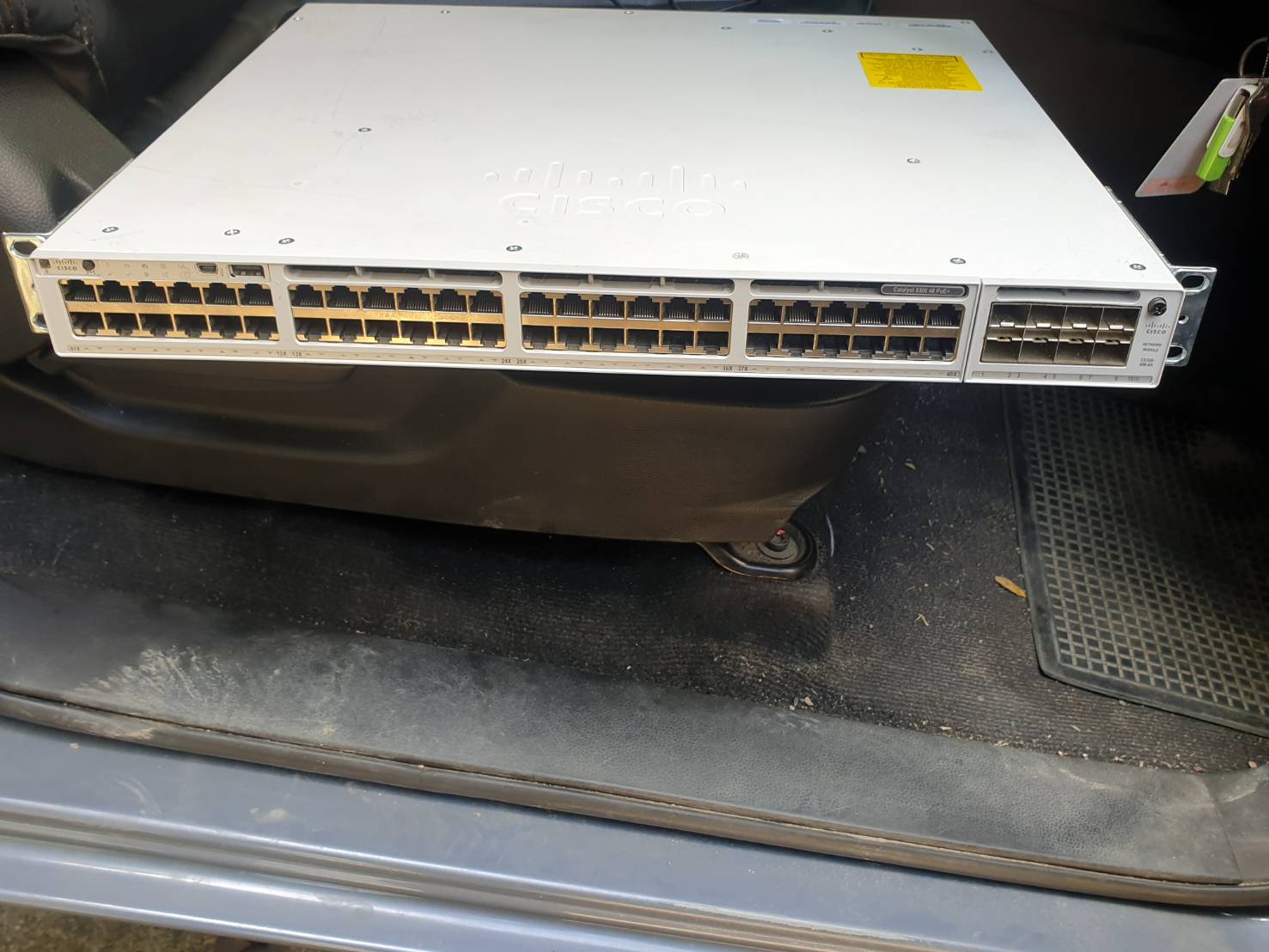 Cisco C9300-NM-8X Catalyst 9300 48 POW+