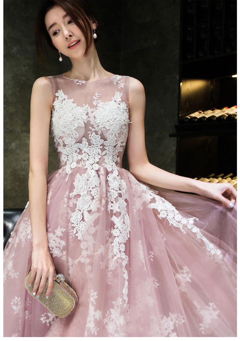 Pre-order ชุดราตรียาว แขนกุด ผ้าตาข่าย แต่งลูกไม้ สีชมพูหวาน มีซิป