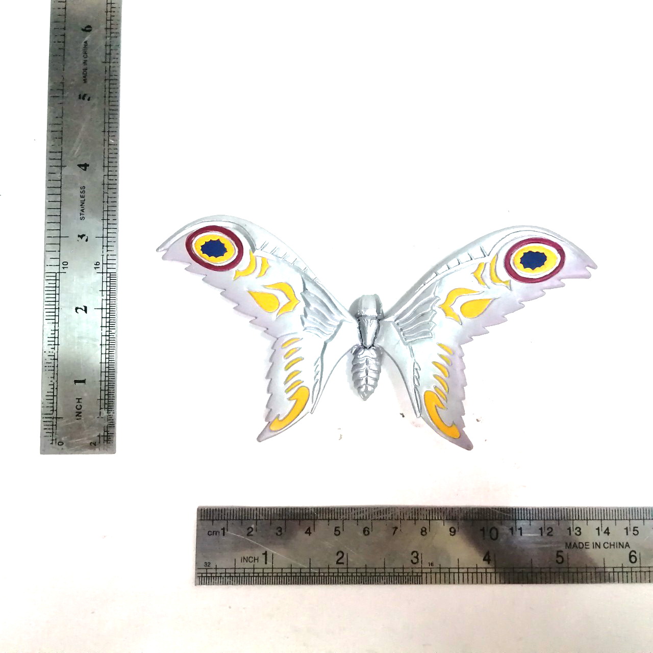 ตัวตันกาชาปอง มอทร่า มอธร่า ขนาดพิเศษ จากก๊อตซิลล่าขนาดตามรูป สีเงิน ทำสีด้านเดียว สภาพดี