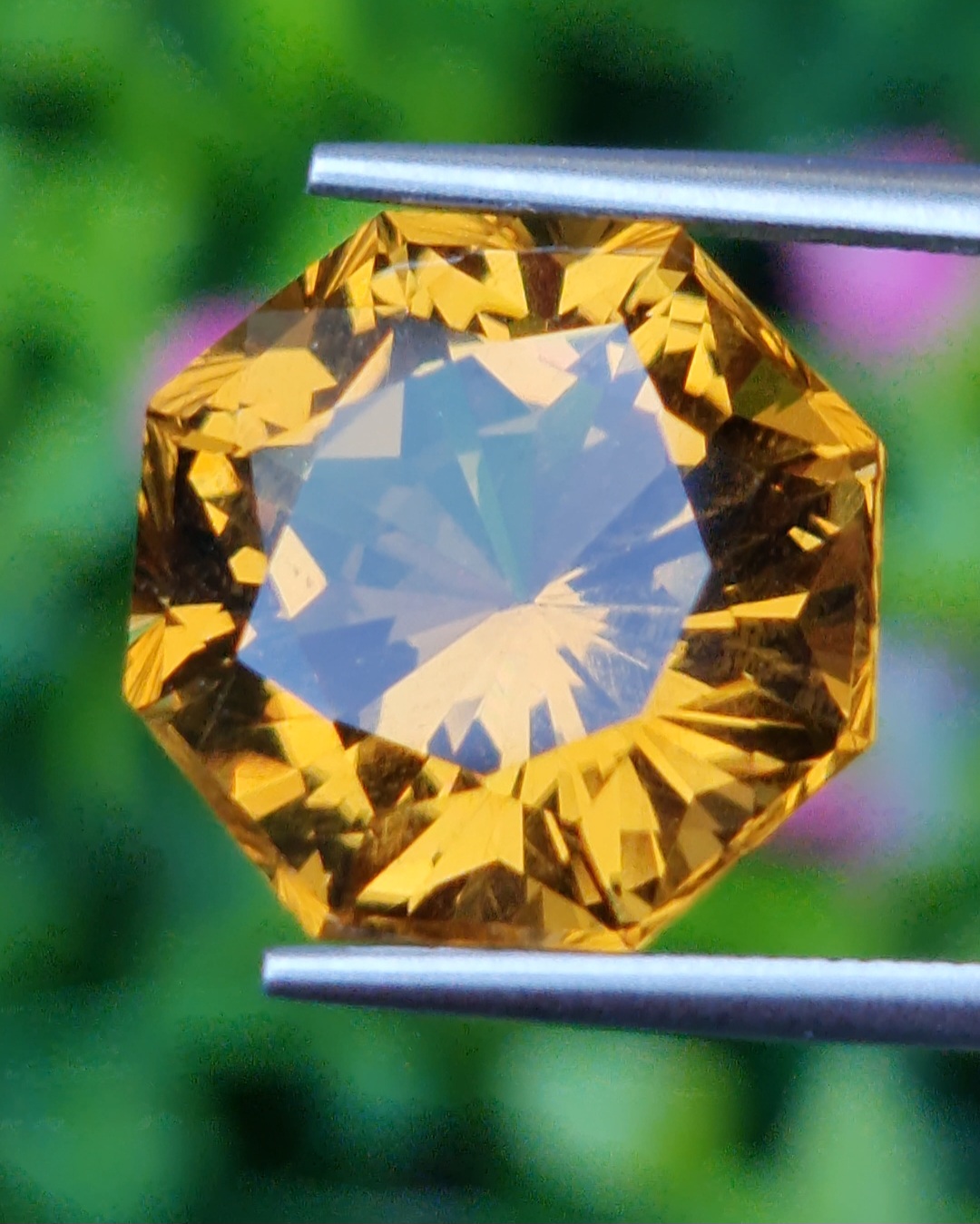 พลอย ซิทริน Citrine 10.03 กะรัต (Cts.) พลอยแท้ อัญมณีมงคลประจําวันเกิด เครื่องประดับพลอย
