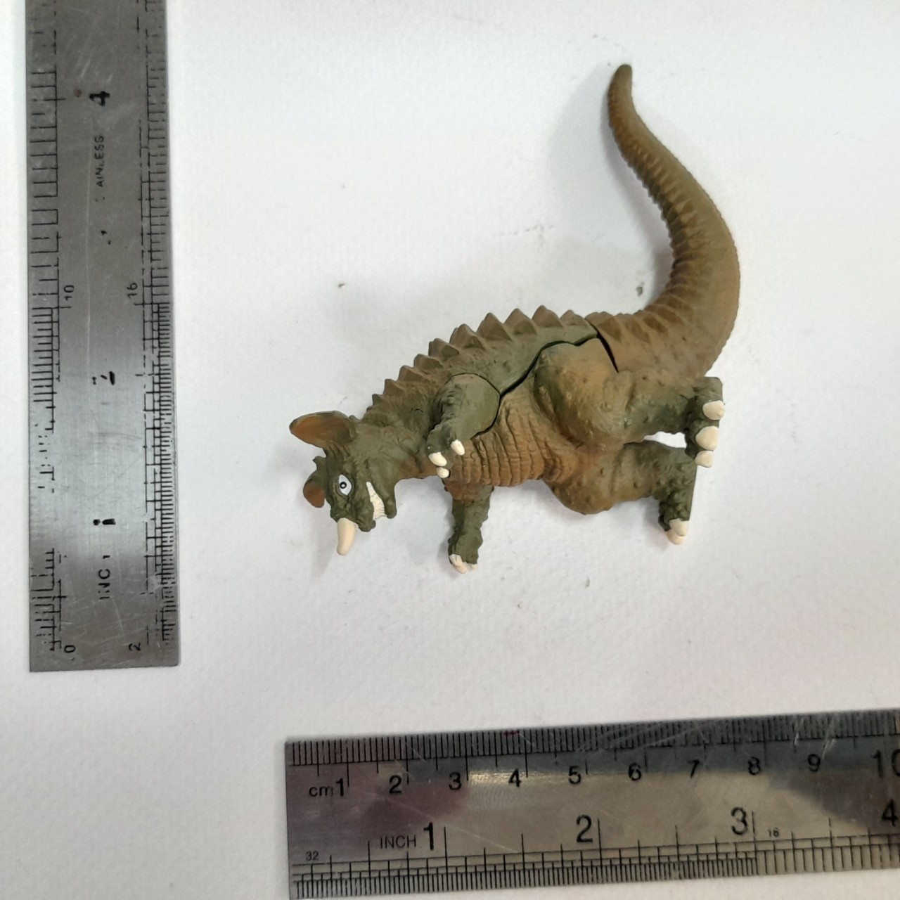 มีหลายภาพ,กาชาปอง 3 นิ้ว ขนาดตามรูป สัตว์ประหลาด บาราก้อน จาก ก๊อตซิลล่า มือสองสภาพดี