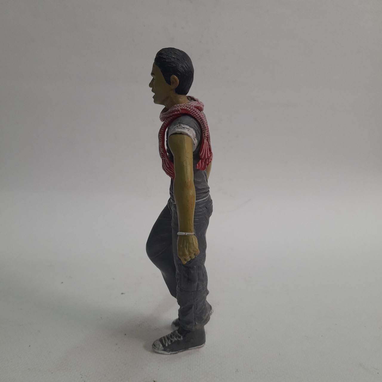 มือ2 มีหลายภาพ ฟิกเกอร์ จา พนม ต้นยำกุ้ง Tony Jaa,Tom Yum Goong ขนาดตามรูป ขาดกระดูกช้าง มือสองตามสภาพ มีรอยบ้าง เก่าเก็บ