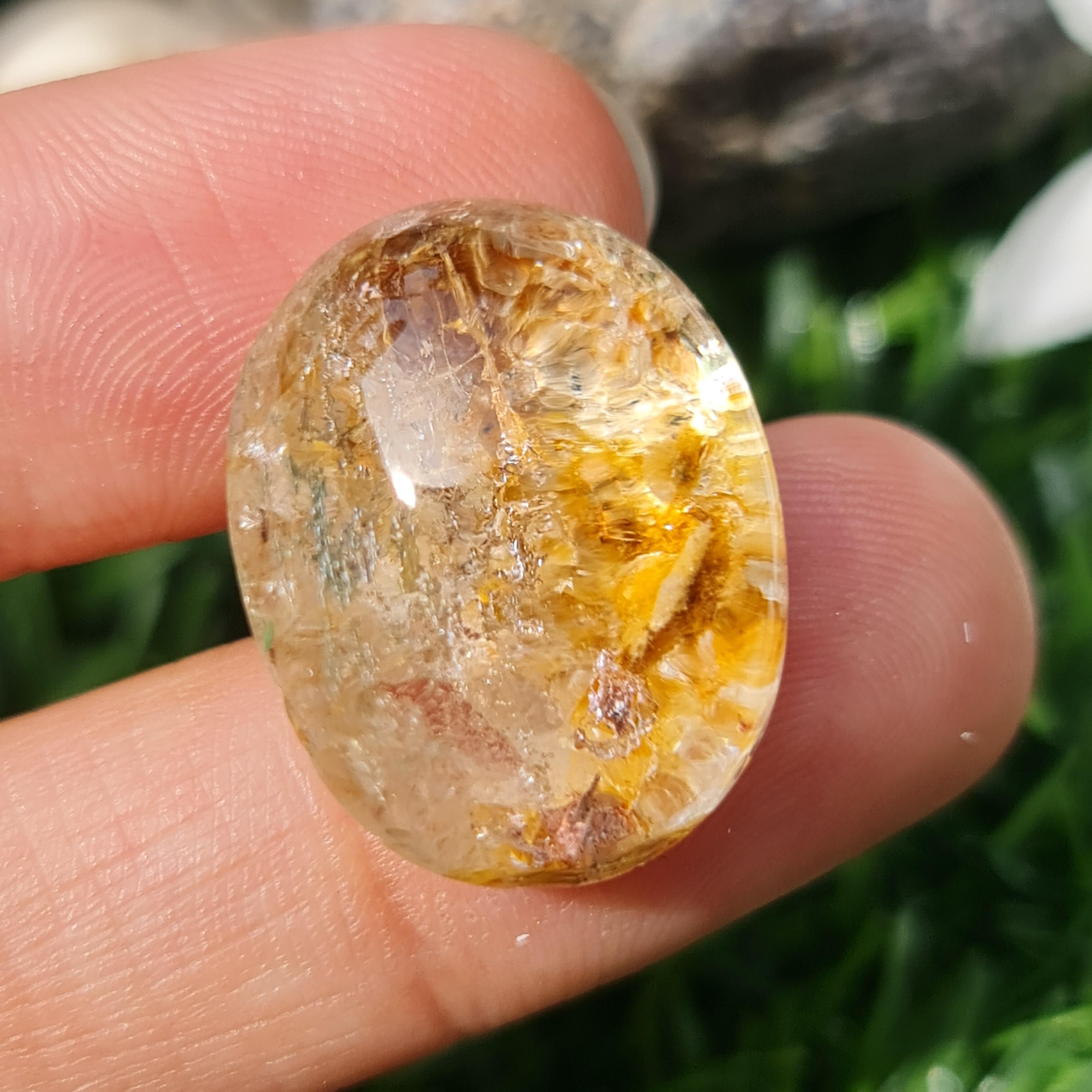 โป่งข่าม ควอตซ์ Rutilated Quartz 30.26 กะรัต Cts. พลอยแท้ อัญมณีมงคลประจําวันเกิด เครื่องประดับพลอย