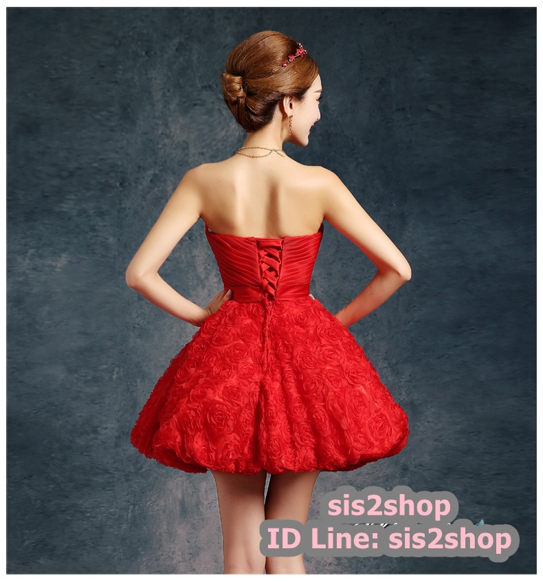 พร้อมส่ง ชุดราตรีสั้น เกาะอก ทรงบอลลูน เชือกผูกหลังพร้อมเข็มกลัด กระโปรงดอกสามมิติ สีแดง (แบบเชือกผูกหลัง)