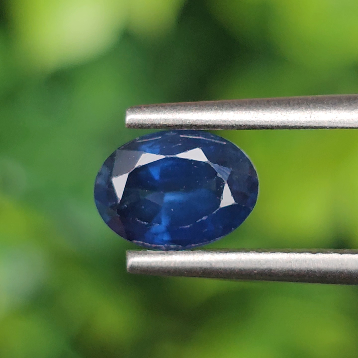 พลอย ไพลิน Blue Sapphire 1.20 กะรัต (Cts.) พลอยแท้ อัญมณีมงคลประจําวันเกิด เครื่องประดับพลอย