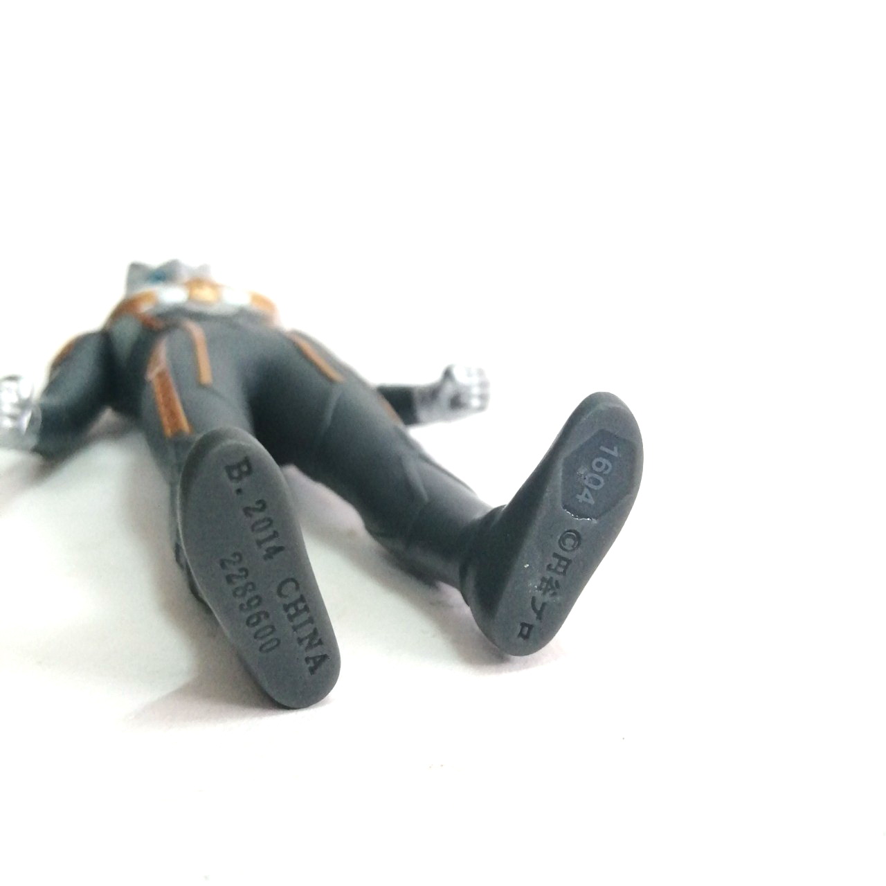 ซอฟ 5 - 5.5 นิ้ว ขนาดตามรูป อุลตร้าแมนซีโร่ ร่างไชนิ่ง สปาร์คดอลล์ ไม่มีสติ๊กเกอร์ สภาพดี มีรอยบ้าง