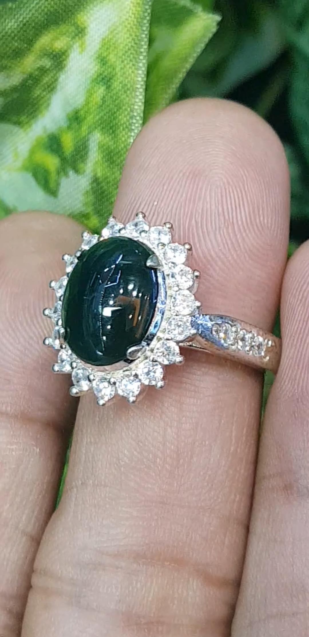 หยก พม่า แท้ Jade แหวนหยก 翡翠戒指 (Jadeite ring) 3.11 กะรัต (Cts.) Size 59 ดิบ ไม่ผ่านการปรับปรุง (Type A) พม่า (Myanmar)