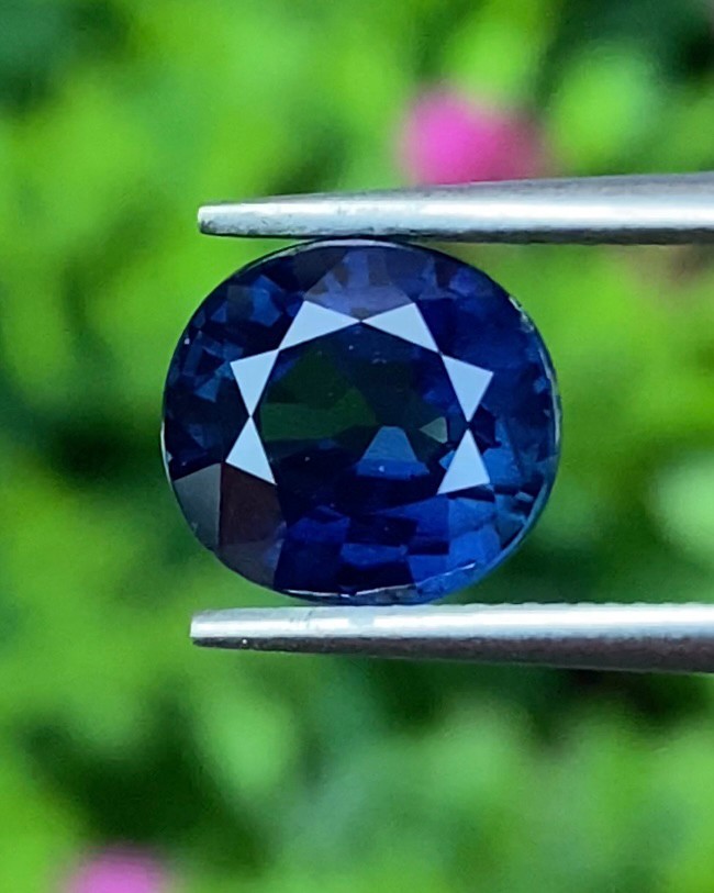 พลอย ไพลิน blue sapphire 3.08 กะรัต (Cts.) พร้อมใบเซอร์ พลอยแท้ อัญมณีมงคลประจําวันเกิด เครื่องประดับพลอย