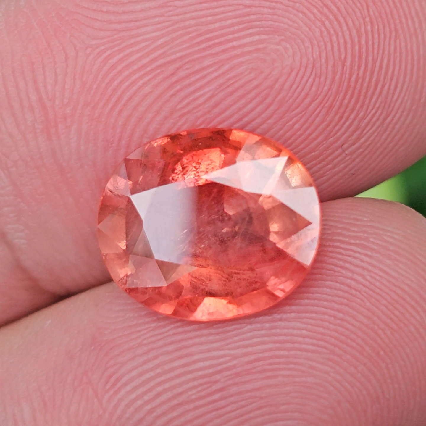 พลอย ออเรนจ์ แซฟไฟร์ Orange Sapphire 6.29 กะรัต (Cts.) พลอยแท้ อัญมณีมงคลประจําวันเกิด เครื่องประดับพลอย