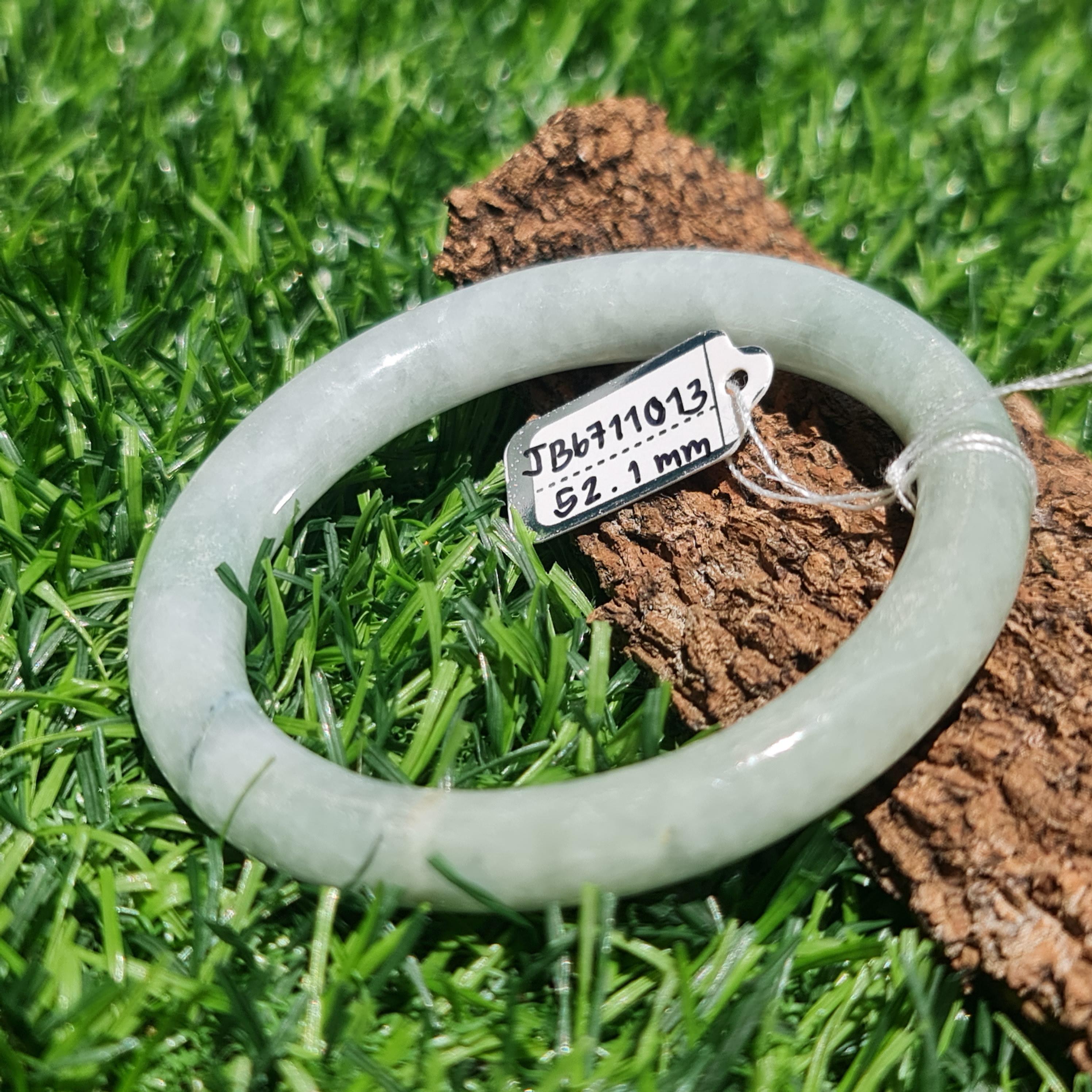 JB6711013 หยก พม่า แท้ Jade กำไลหยก 52.1 มม. (Jadeite bracelet) พม่า (Myanmar)