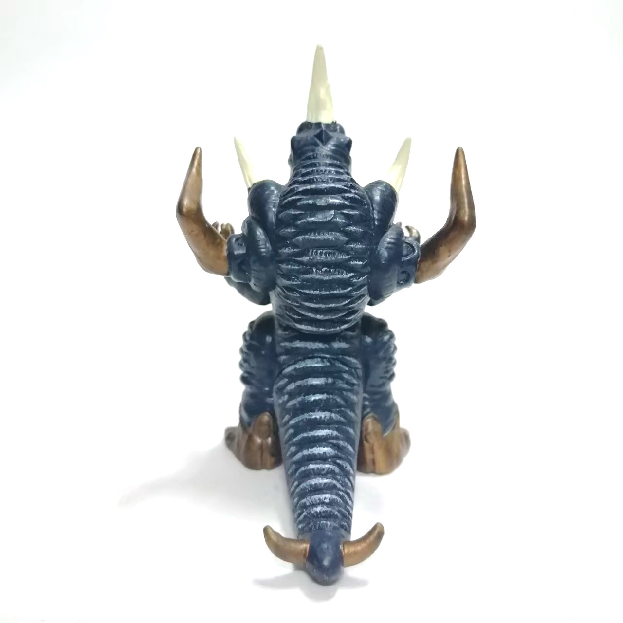 ขนาด3นิ้ว กาชาปอง โกลเด้นปอสเป้ ศัตรูของอุลตร้าแมนซีเอิร์ธ ค่อนข้างหายากไม่พบบ่อย มือสองสภาพดีมีรอยบ้าง