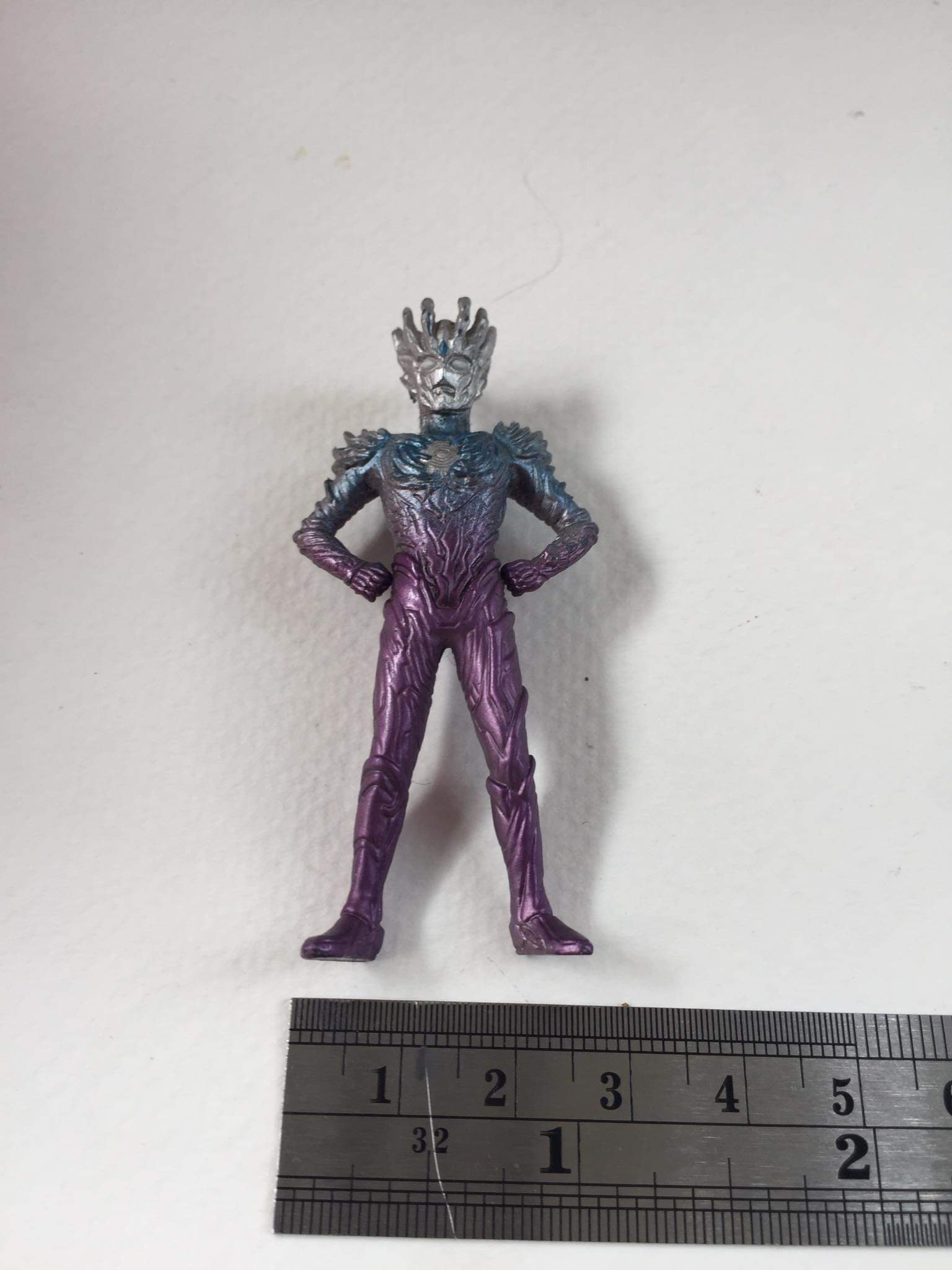 ฟิกเกอร์ยางตัน 2-2.5นิ้ว ขนาดตามรูป อุลตร้าแมนซาก้า มือสองสภาพดีมีรอยบ้าง