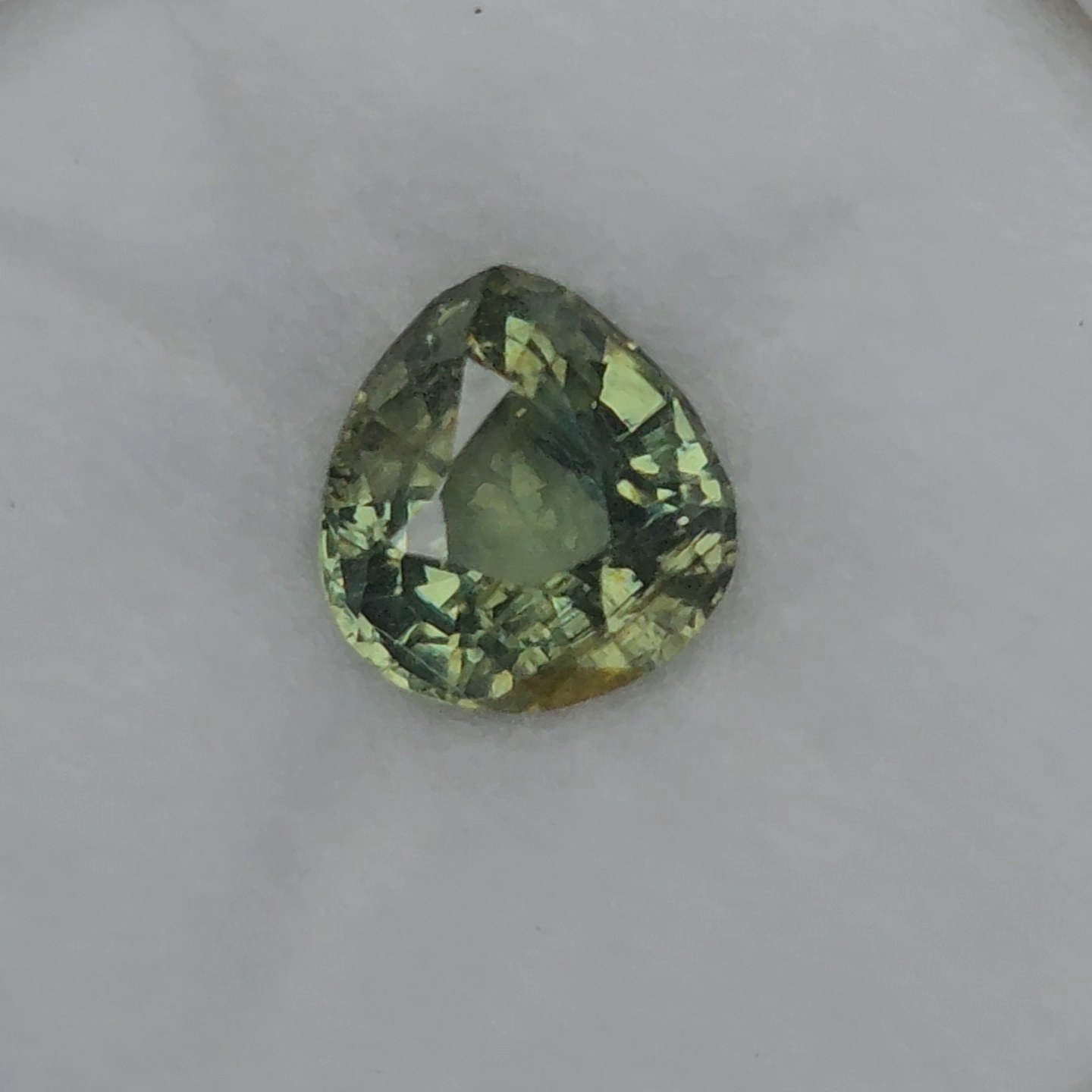 พลอย เพทาย Natural Zircon 1.29 กะรัต (Cts.) ดิบ พลอยแท้อัญมณีมงคล ประจําวันเกิด เครื่องประดับพลอย