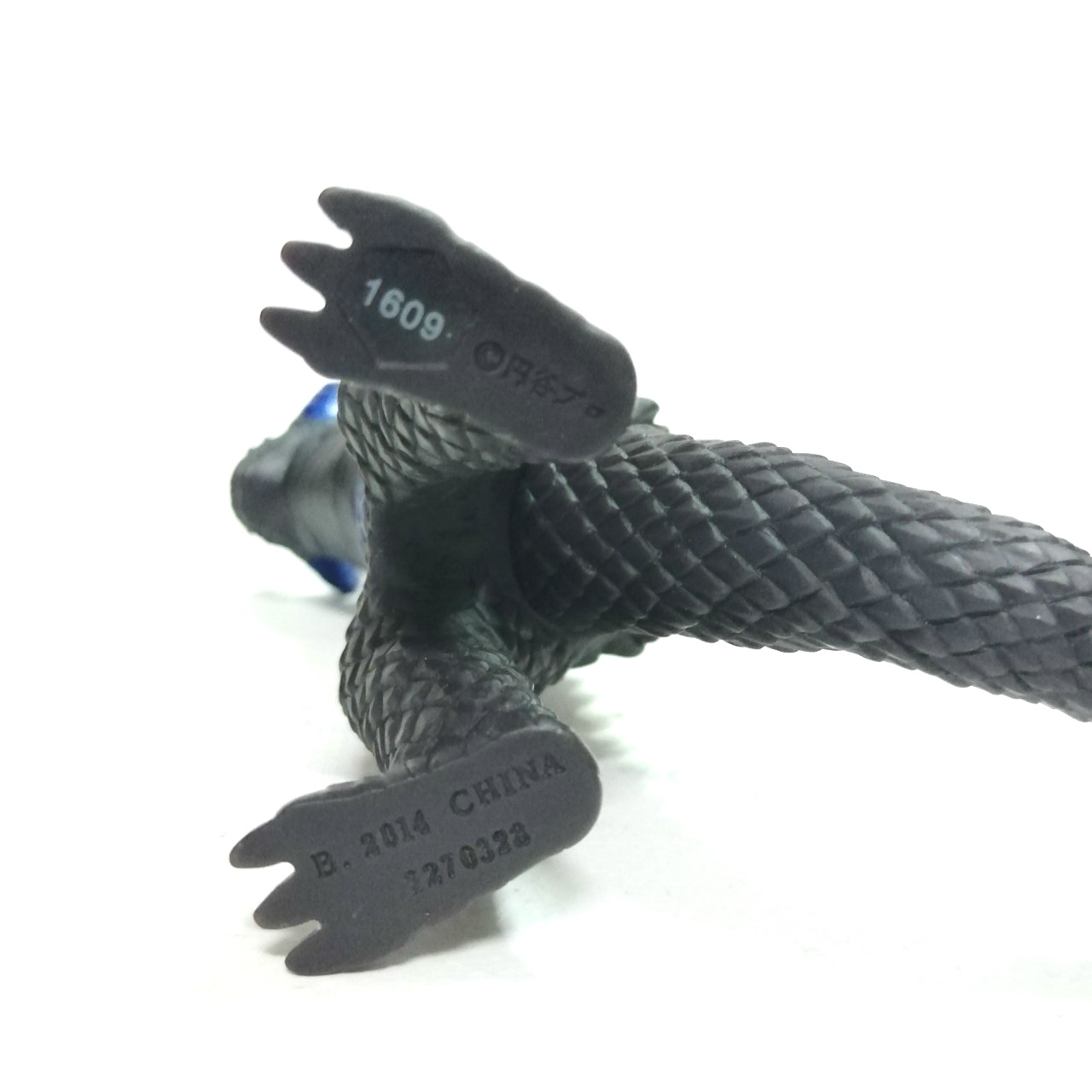 ซอฟ5.5 นิ้ว เอ๊กซ์เบมเลอร์ ขนาดตามรูป เบมเลอร์ตัวใหม่ จากอุลตร้าแมนอ๊อบ สภาพดี มีรอยบ้าง ค่อนข้างหายาก