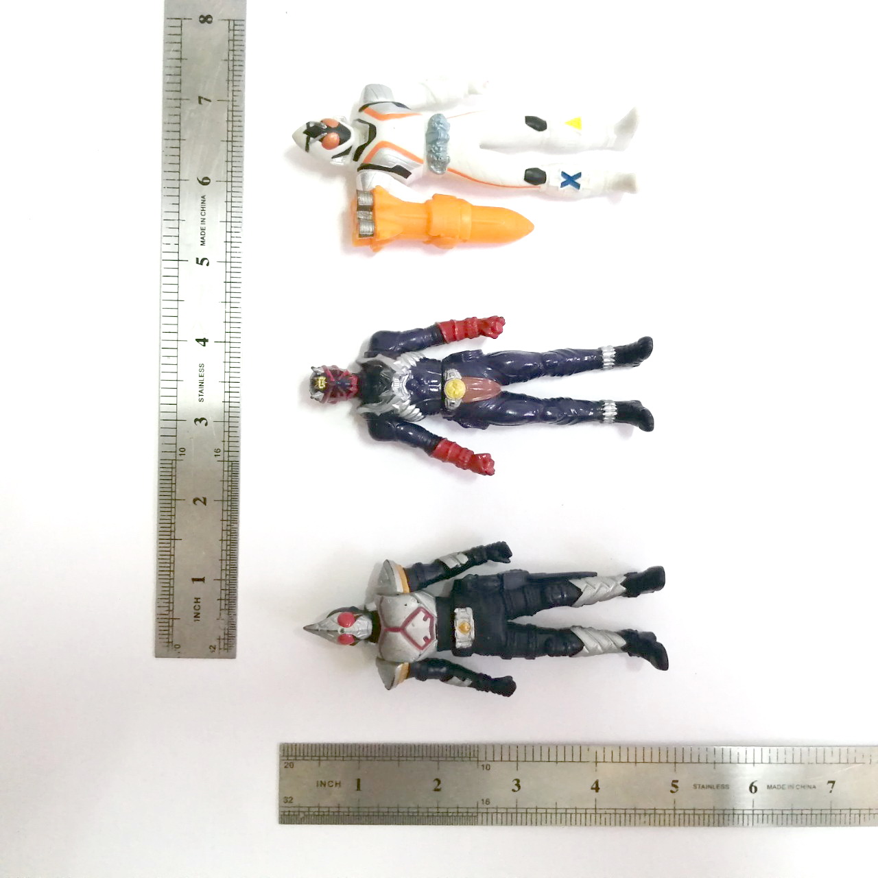 กรุณาเลือกแบบ,ซอฟ ไรเดอร์ ขนาด4.5 นิ้ว สภาพดี ไรเดอร์เบลด, ไรเดอร์ฮิบิกิ และไรเดอร์โฟเซ่