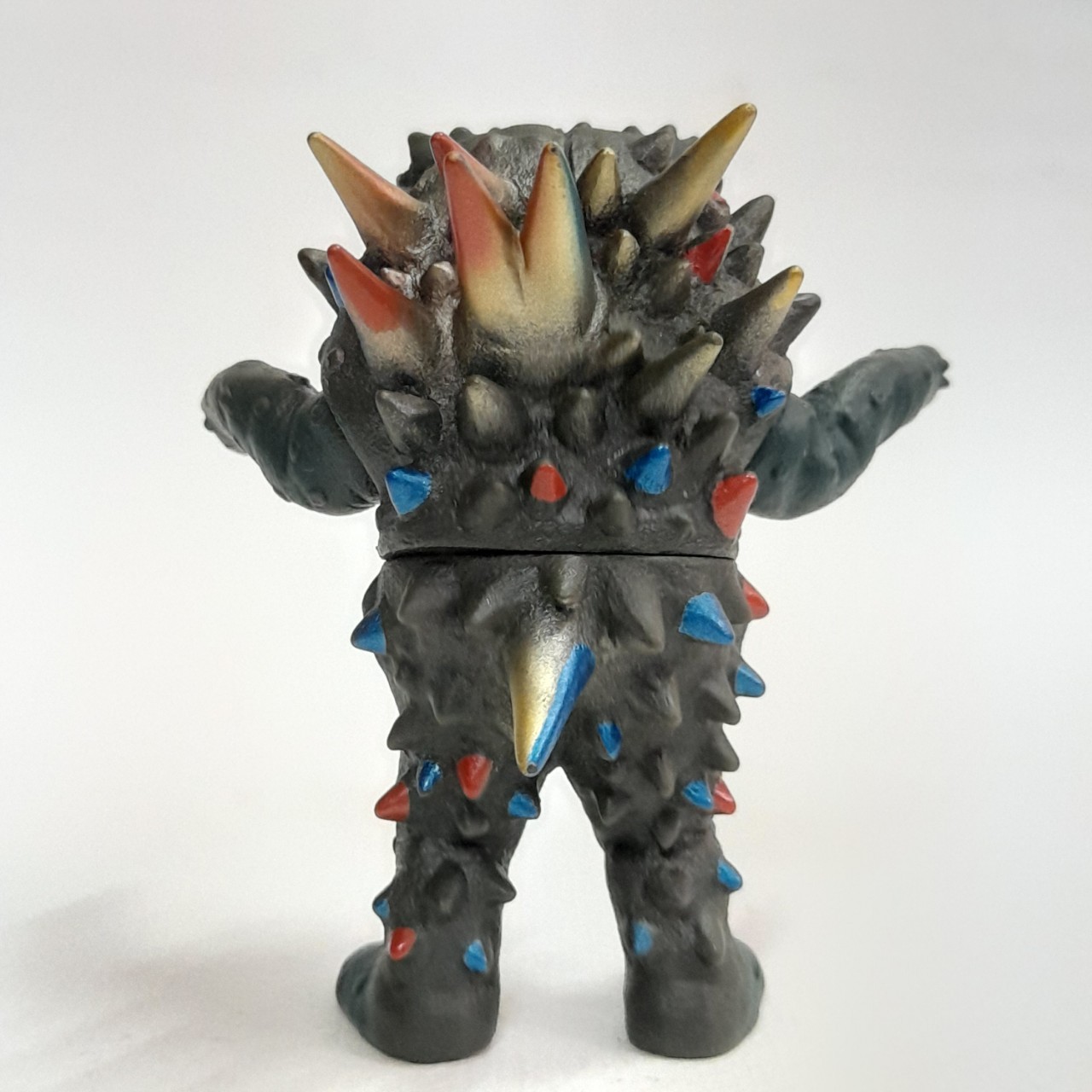 ซอฟ4นิ้ว สัตว์ประหลาด บีกอน จากอุลตร้าแมนแจ๊ค ขนาดตามรูป หายาก มือสองสภาพดี