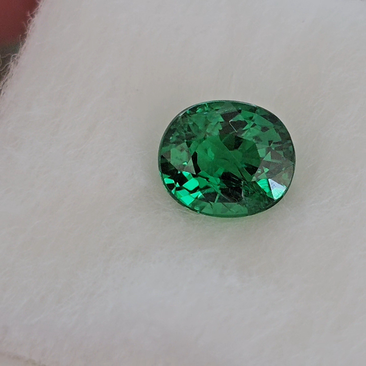 พลอย ซาโวไรท์ Tsavorite Garnet 1.28 กะรัต (Cts.) ดิบ Unheated พร้อมใบเซอร์ อัญมณีมงคลประจําวันเกิด เครื่องประดับพลอย