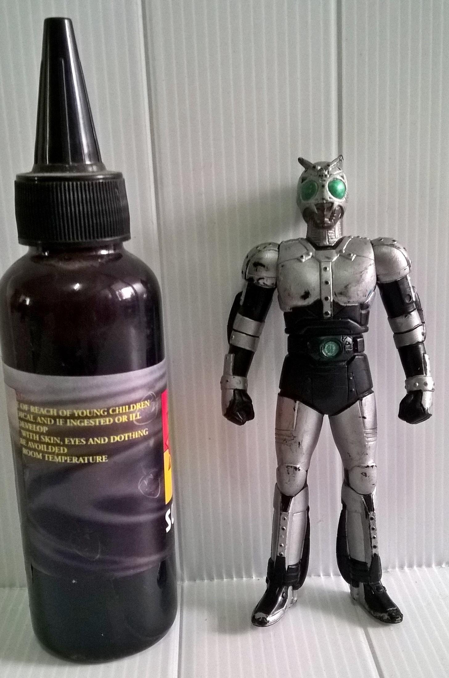 ของสะสม โมเดล ซอฟ4" ชาโดว์มูน Shadow Moon มีตำหนิ ตามภาพ จากซีรีย์ มาสไรเดอร์ Black