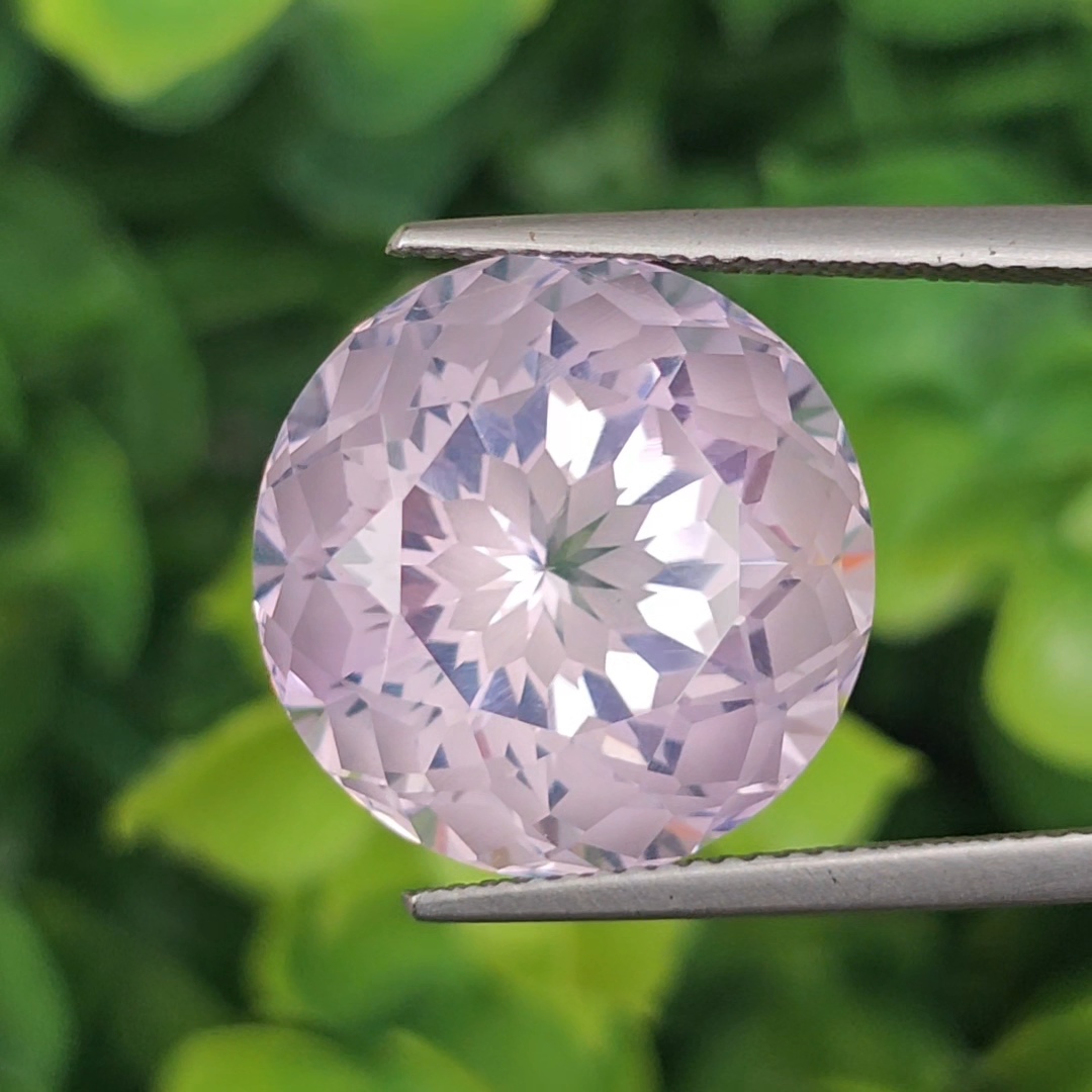 พลอย ลาเวนเดอร์ ควอตซ์ Lavender Quartz 27.72 กะรัต (Cts.) พลอยแท้ อัญมณีมงคลประจําวันเกิด เครื่องประดับพลอย