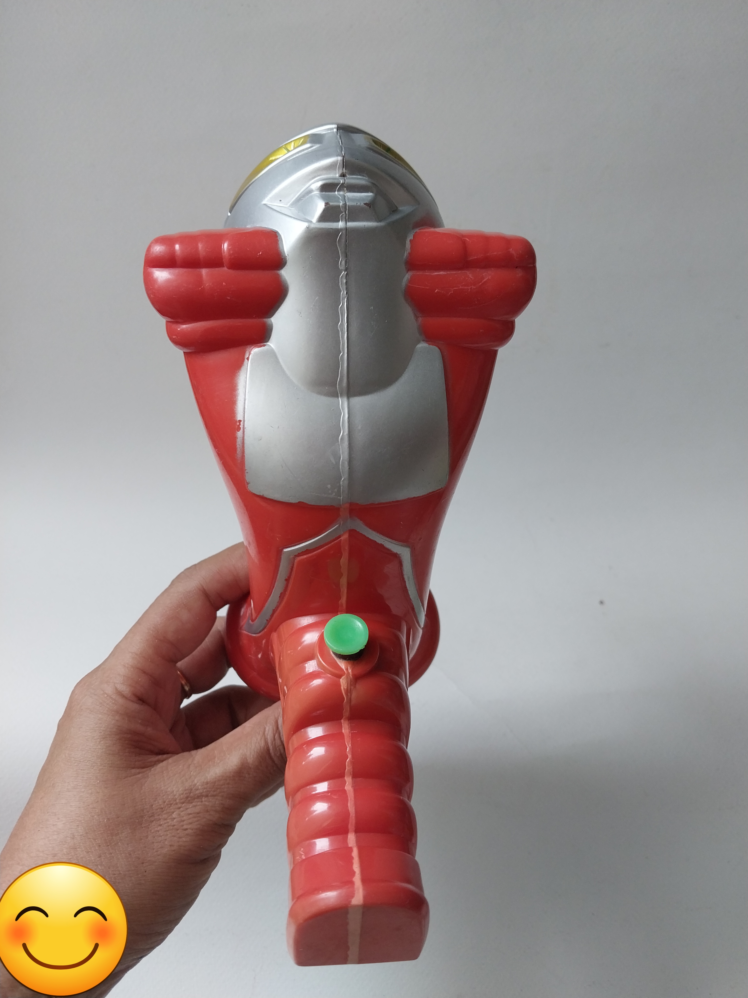 มีหลายภาพ,ปืนฉีดน้ำรูปอุลตร้าเซเว่น สำหรับสะสม