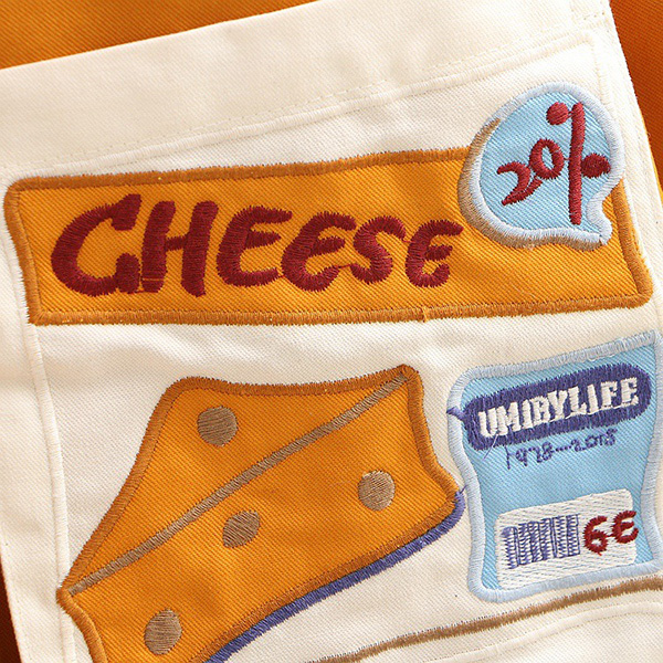 เสื้อโค้ทกันหนาวสีเหลือง มีฮู้ด แต่งกระเป๋าปักลายชีสน่ารัก (12365LM)