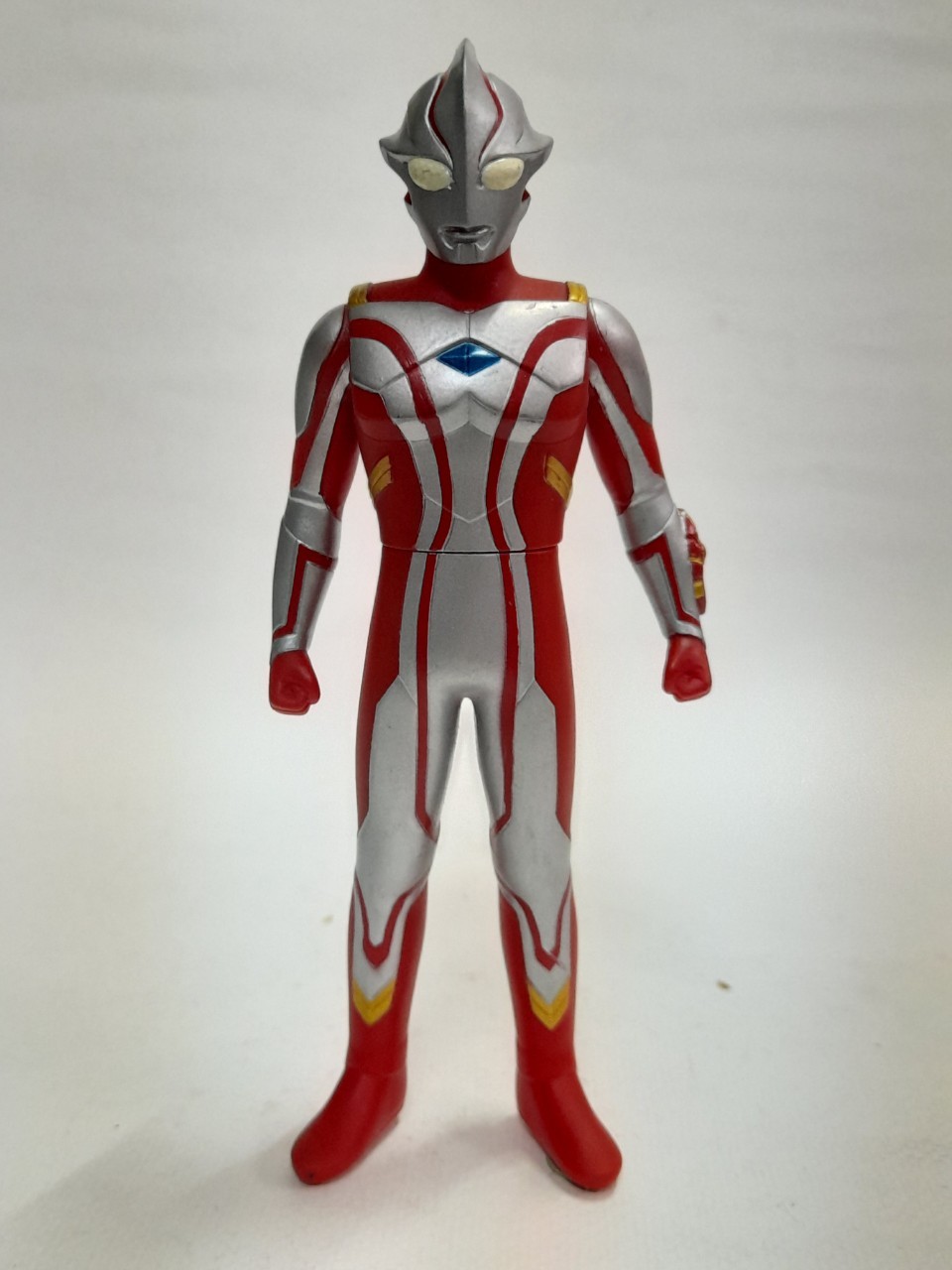 ซอฟ 6.5-7 นิ้ว อุลตร้าแมน เมบิอุส มือสอง สภาพดี มีรอยบ้าง มีปั๊มใต้เท้า