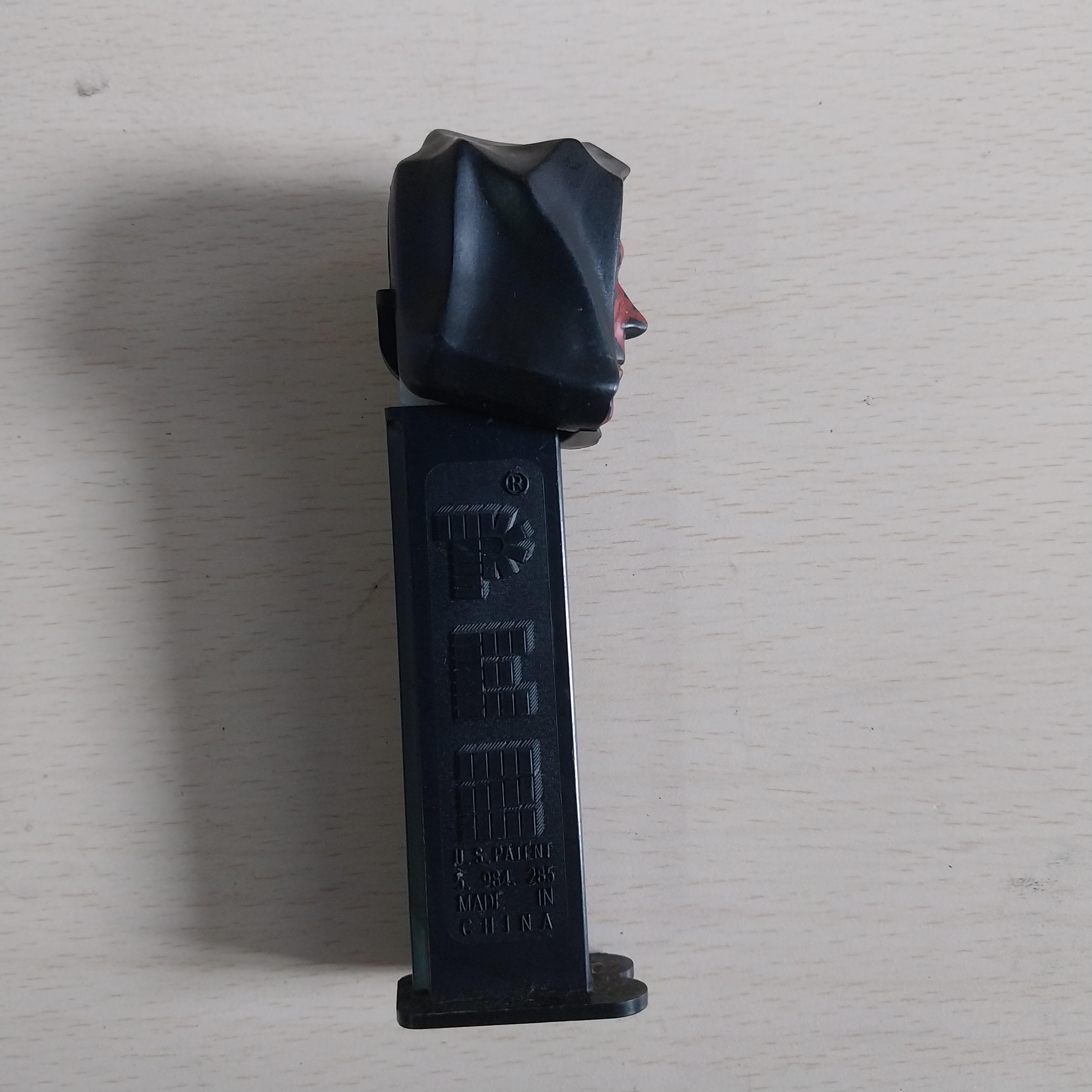 มีหลายภาพ, ราคาต่อชิ้น,ที่ใส่ขนมPEZ ลายStar Wars งานเก่าสะสม