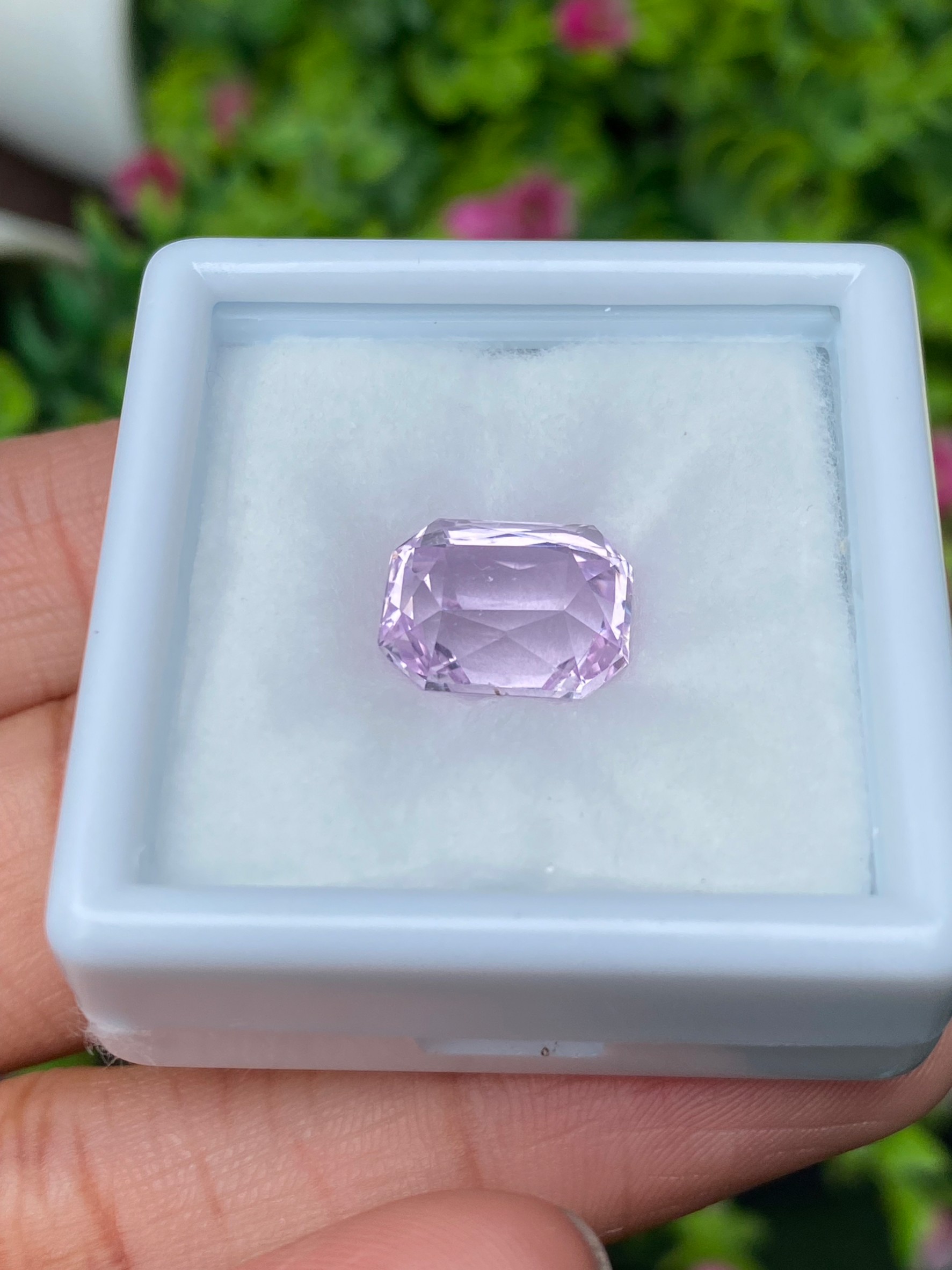 พลอย คุนไซท์ Kunzite 9.05 กะรัต (Cts.) พลอยแท้อัญมณีมงคล ประจําวันเกิด เครื่องประดับพลอย