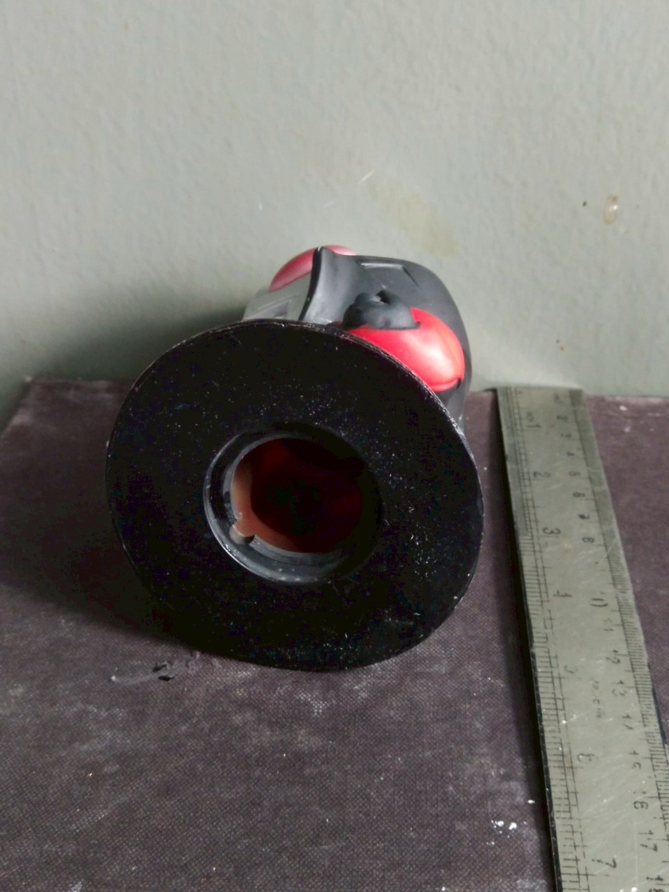 มีหลายภาพ ขนาดประมาณ 5 นิ้ว กระปุกออมสินดาร์คอุลตร้า Apext Dark Ultra **ไม่มีฝาปิดก้น