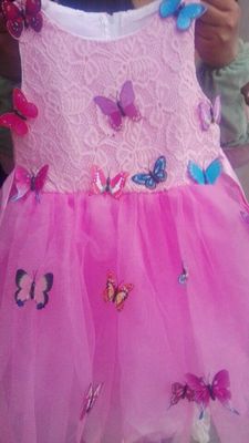 Pre-order ชุดราตรีเด็ก หน้าสั้นหลังยาว แขนกุด ผ้าลูกไม้ กระโปรงตาข่าย แต่งผีเสื้อสามมิติ สวยหวานน่ารักมาๆ