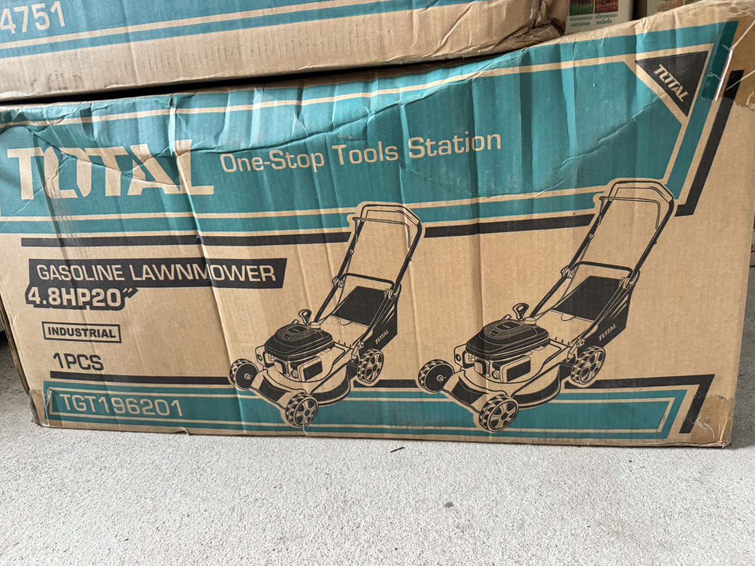 Total รถเข็นตัดหญ้า รุ่น TGT196201 เครื่องยนต์ 4จังหวะ 4.8แรงม้า