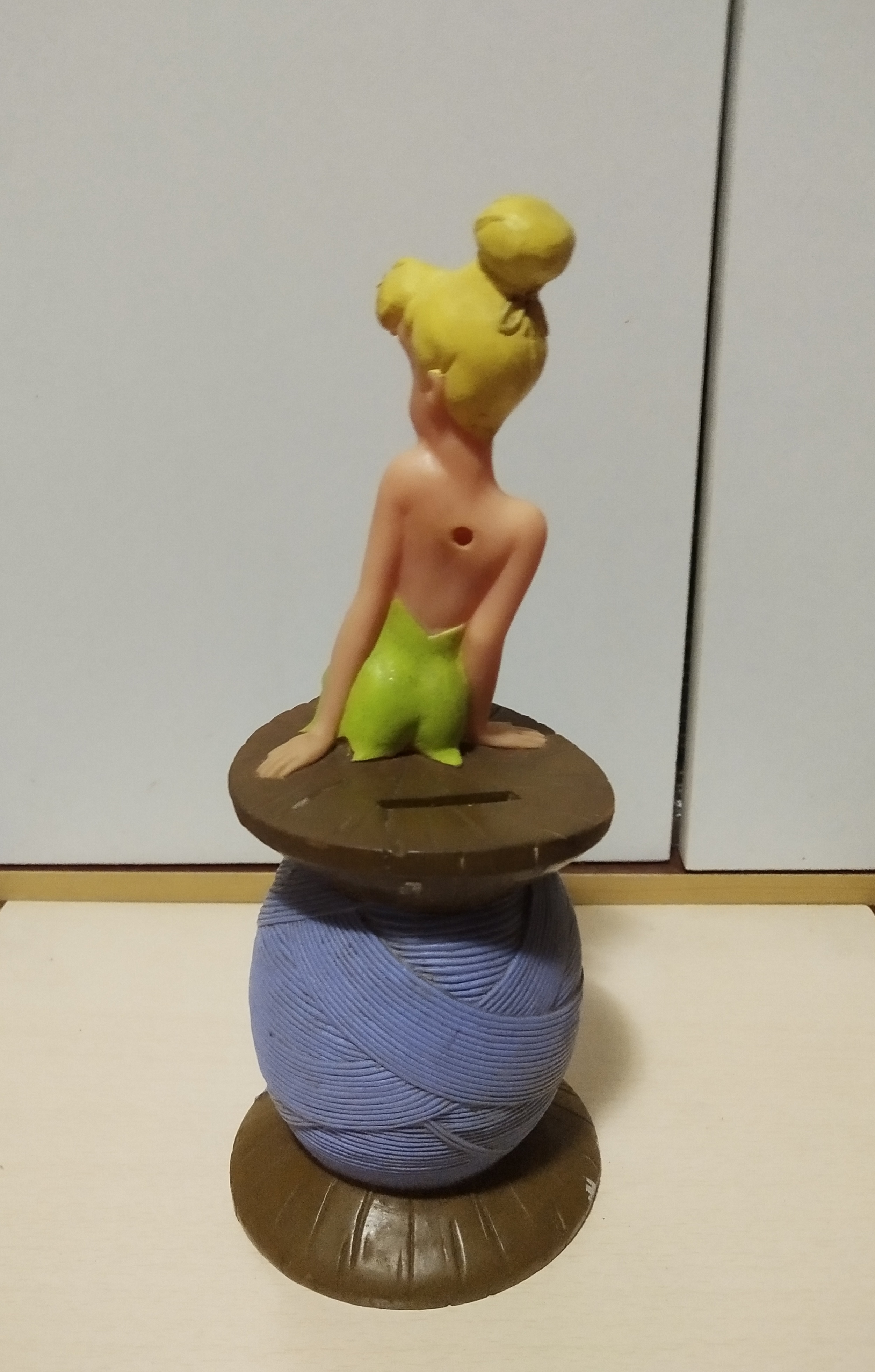 มีหลายภาพ,มีตำหนิ, สำหรับสะสมเท่านั้น กระปุกออมสิน**ไม่มีก้น ทิงเกอเบล Tinkerbell Piggy bank for collection only,