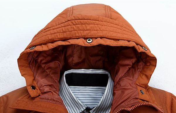 เสื้อกันหนาวผู้ชาย เสื้อแจ็คเก็ตขนเป็ดรุ่นหนาลุยหิมะ ฮู้ดแต่งเฟอร์ (10168MM)