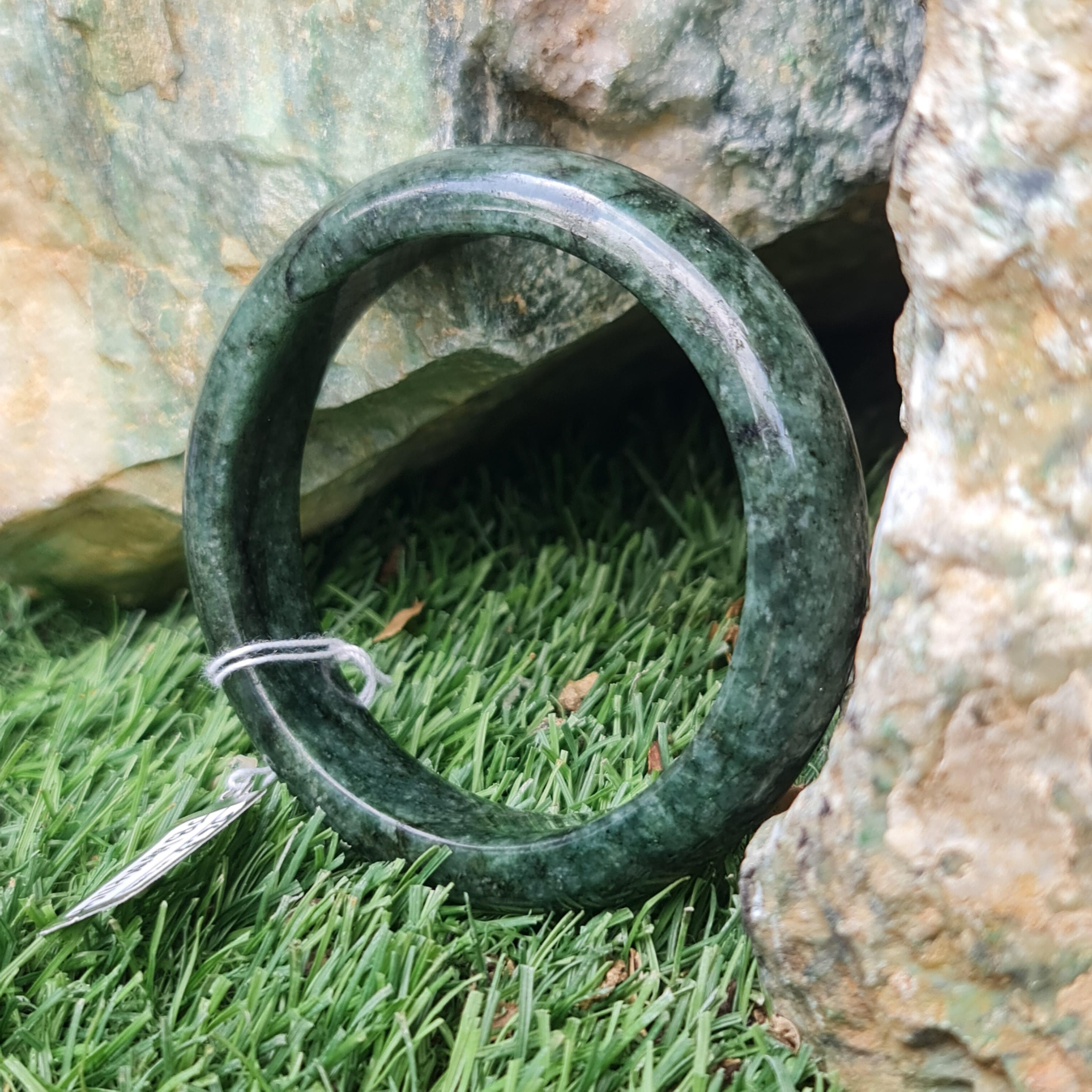 JB6804114 หยก พม่า แท้ Jade กำไลหยก 56.7 มม. (Jadeite bracelet) พม่า (Myanmar)