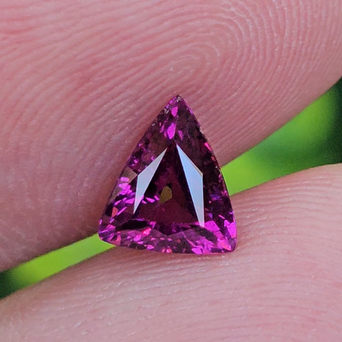 พลอย อุมบาไลต์ การ์เน็ต Umbalite Garnet 1.16 กะรัต (Cts.) ดิบ Unheated ลอยแท้ อัญมณีมงคลประจําวันเกิด เครื่องประดับพลอย