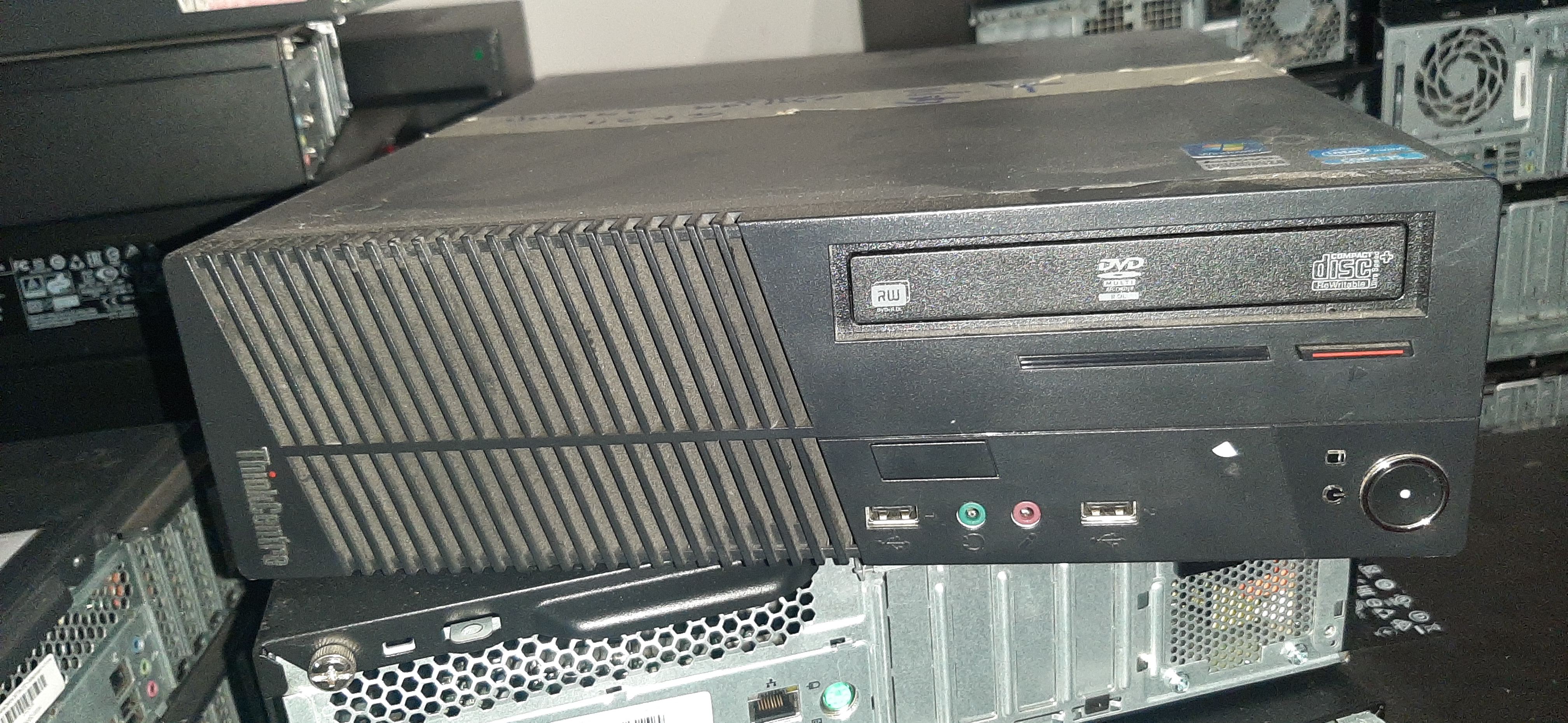 พีซีสภาพดี มือสอง ประกันร้าน Lenovo m72e SFF (Gen2) i3-2120 Ram8GB HDD500GB