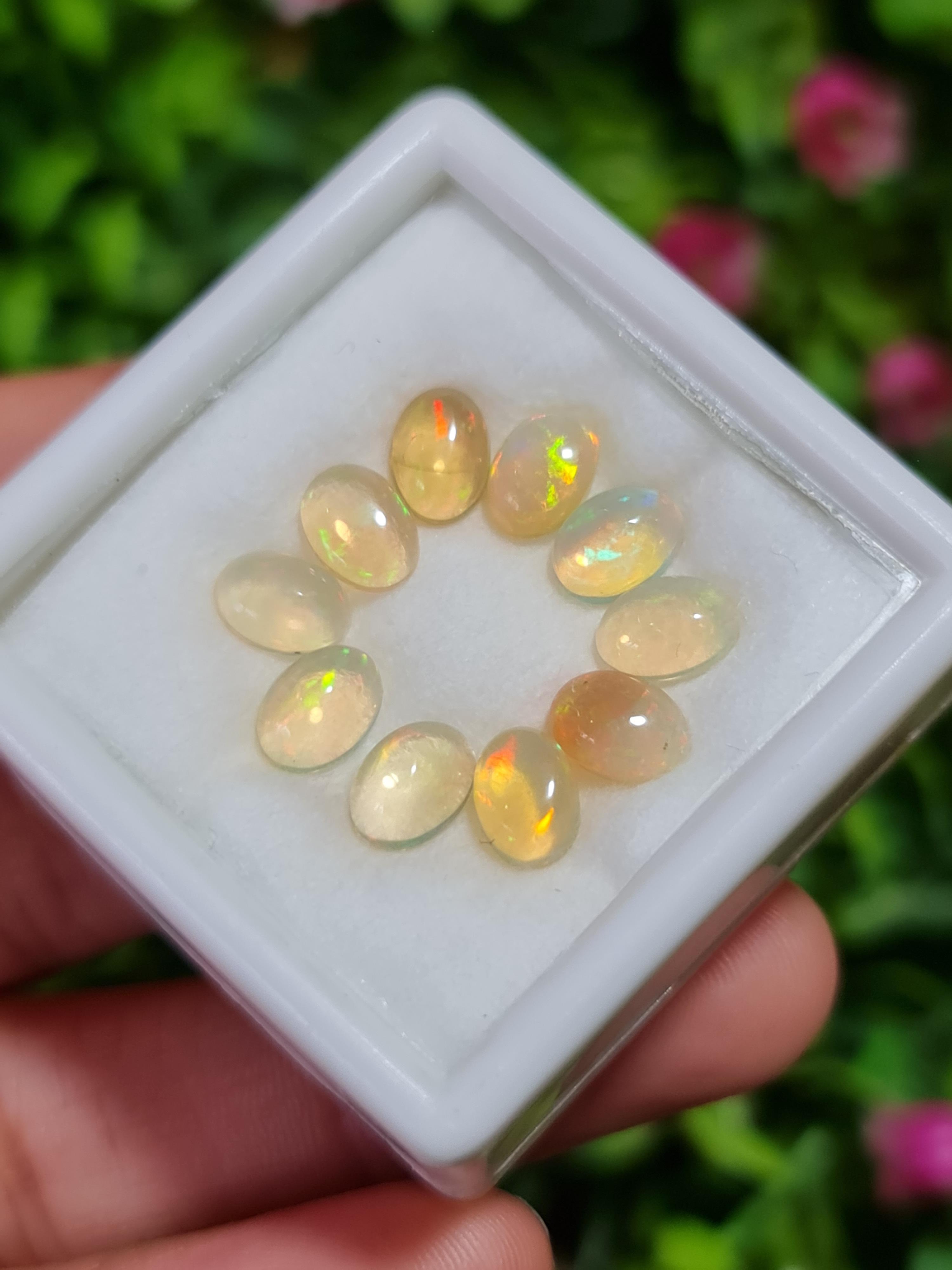 พลอย โอปอล Opal 6.18 กะรัต (Cts.) 10 เม็ด (Pcs.) พลอยแท้ อัญมณีมงคลประจําวันเกิด เครื่องประดับพลอย