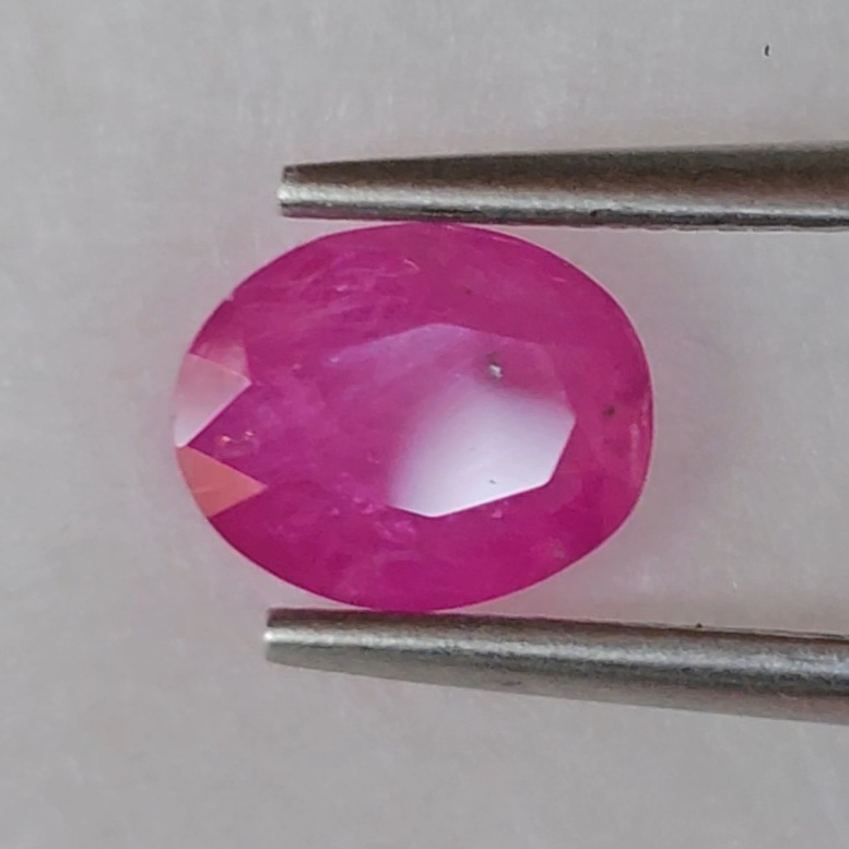 พลอย ชมพู พิ้ง แซฟไฟร์ Pink Sapphire 1.07 กะรัต (Cts.) พลอยแท้ อัญมณีมงคลประจําวันเกิด เครื่องประดับพลอย