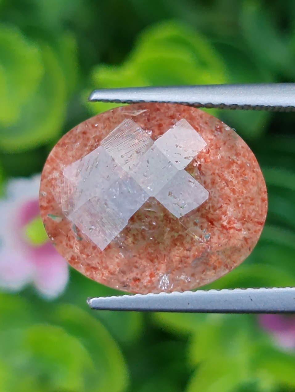 พลอย สตอเบอรี่ ควอตซ์ Strawberry Quartz 13.33 กะรัต (Cts.) พลอยแท้ อัญมณีมงคลประจําวันเกิด เครื่องประดับพลอย