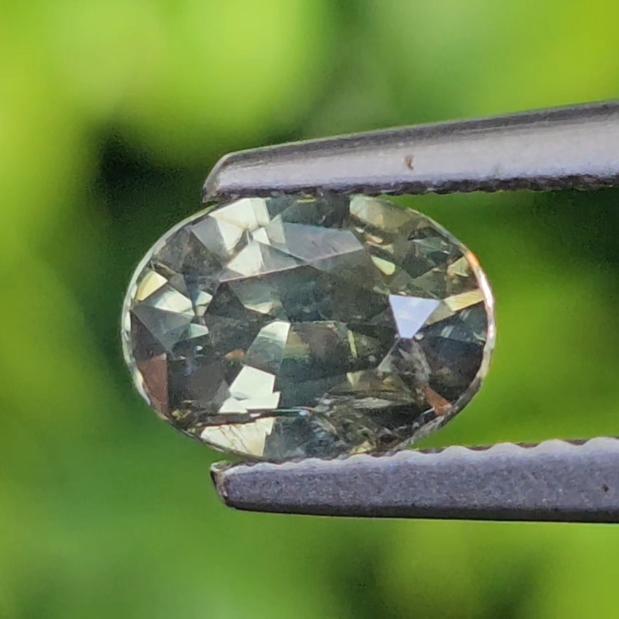 พลอย เพทาย Natural Zircon 1.04 กะรัต (Cts.) ดิบ พลอยแท้อัญมณีมงคล ประจําวันเกิด เครื่องประดับพลอย