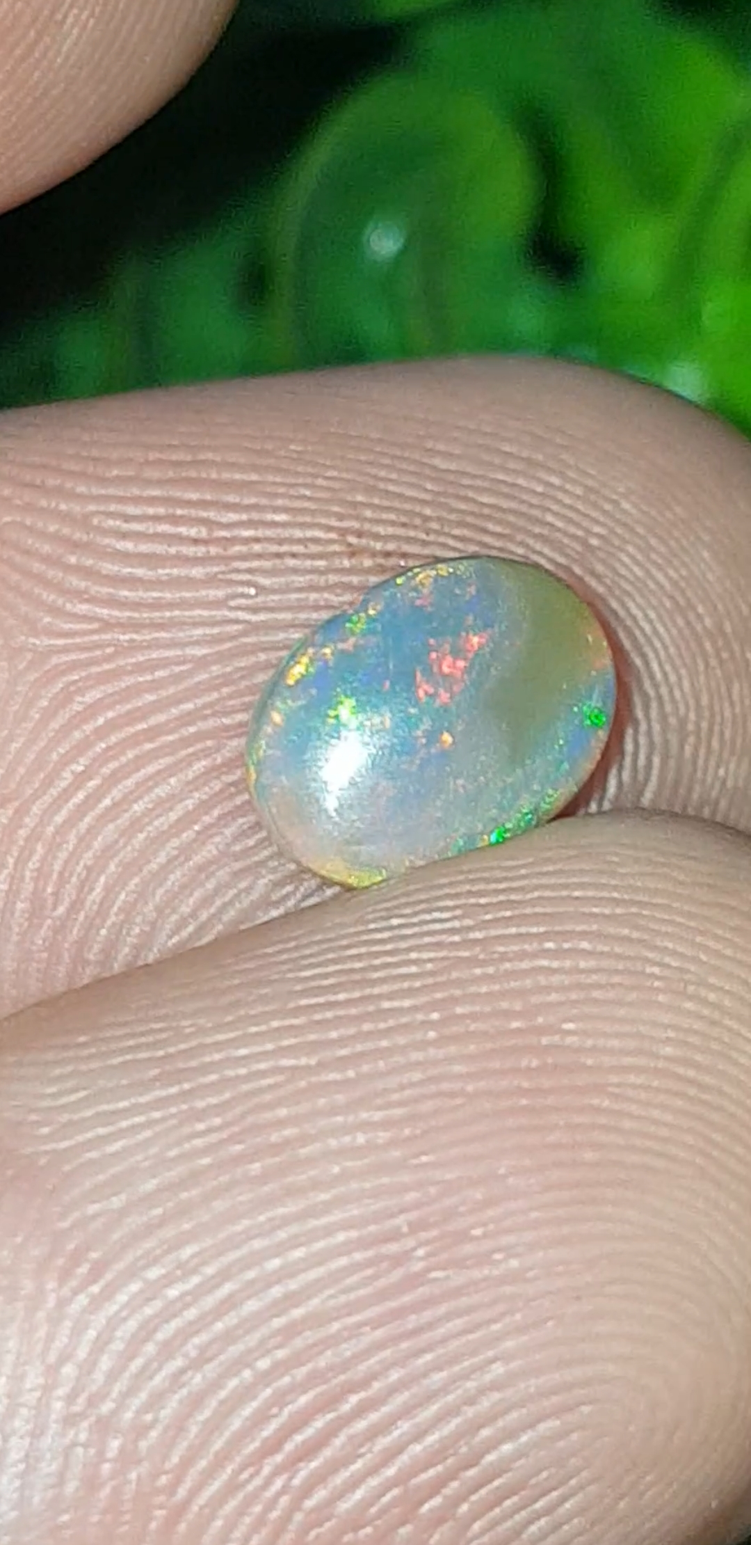 พลอย โอปอล Opal 1.24 กะรัต (Cts.) พลอยแท้ อัญมณีมงคลประจําวันเกิด เครื่องประดับพลอย