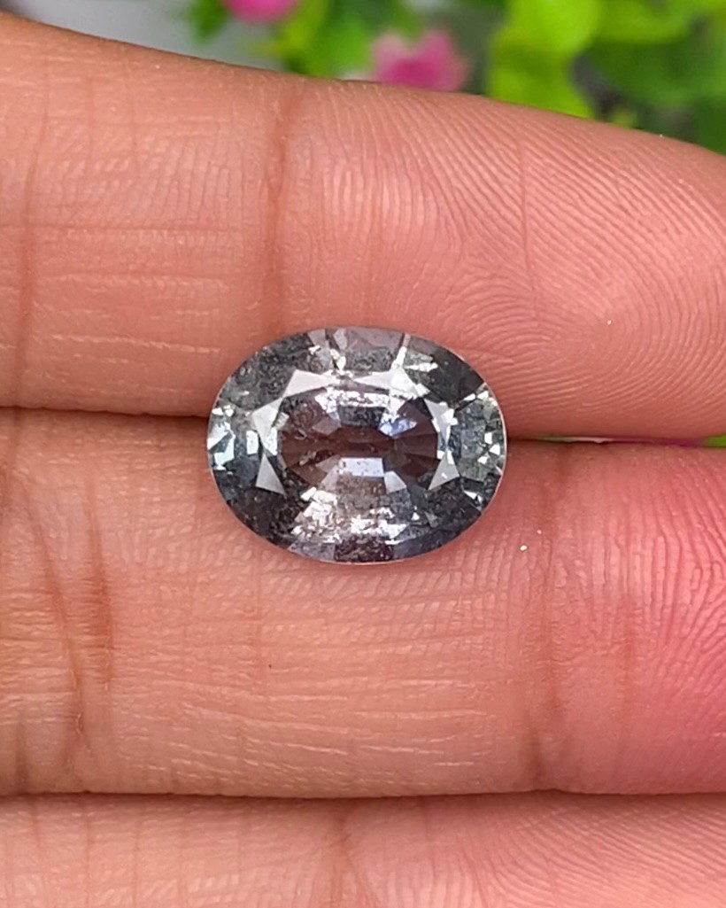 พลอย ซิวเวอร์ แซฟไฟร์ Silver Sapphire 7.02 กะรัต (Cts.) ดิบ Unheated พลอยแท้ อัญมณีมงคลประจําวันเกิด เครื่องประดับพลอย