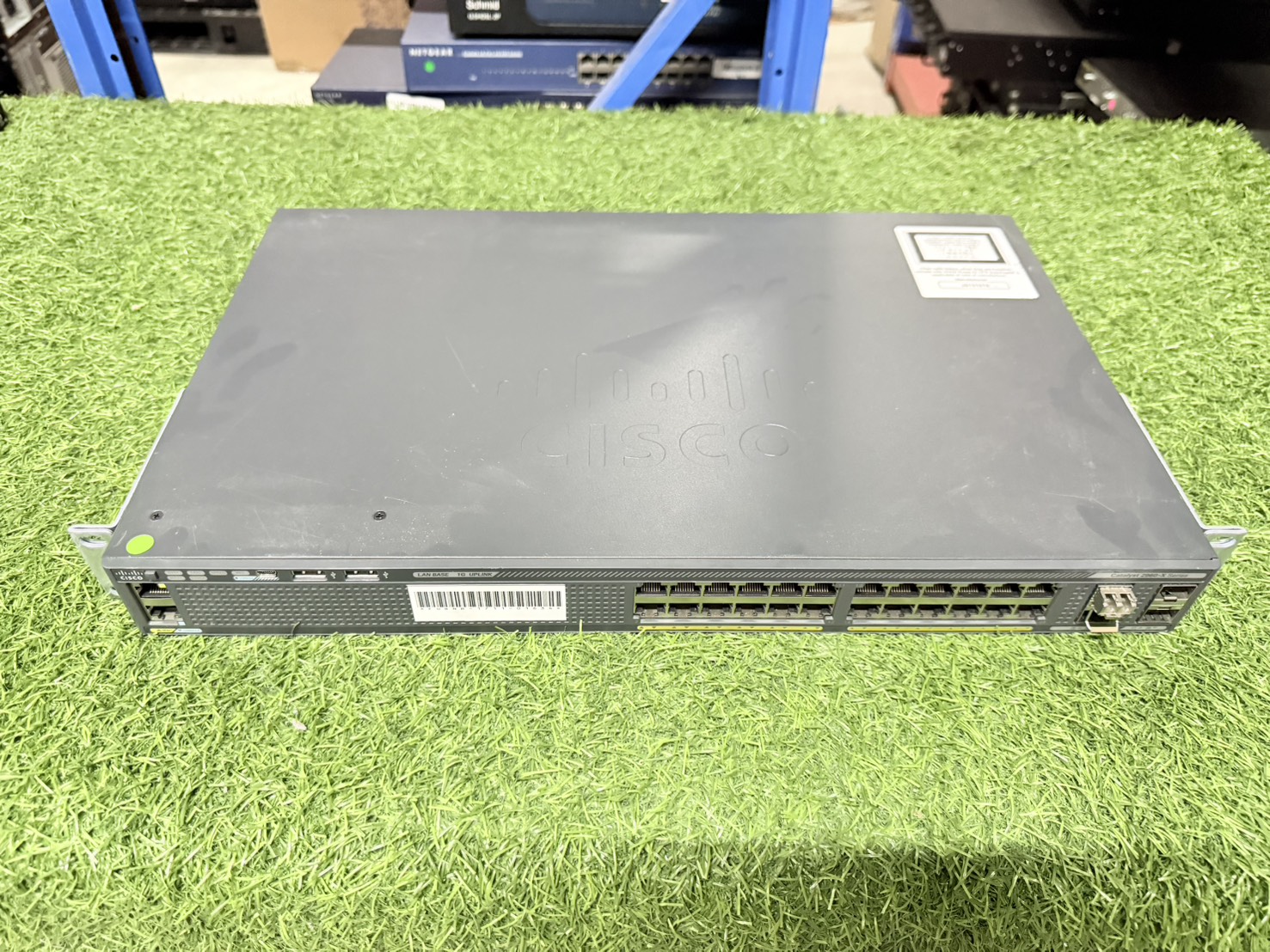 Switch Cisco Catalyst 2960-X 24 GigE 4 x 1G SFP LAN Base