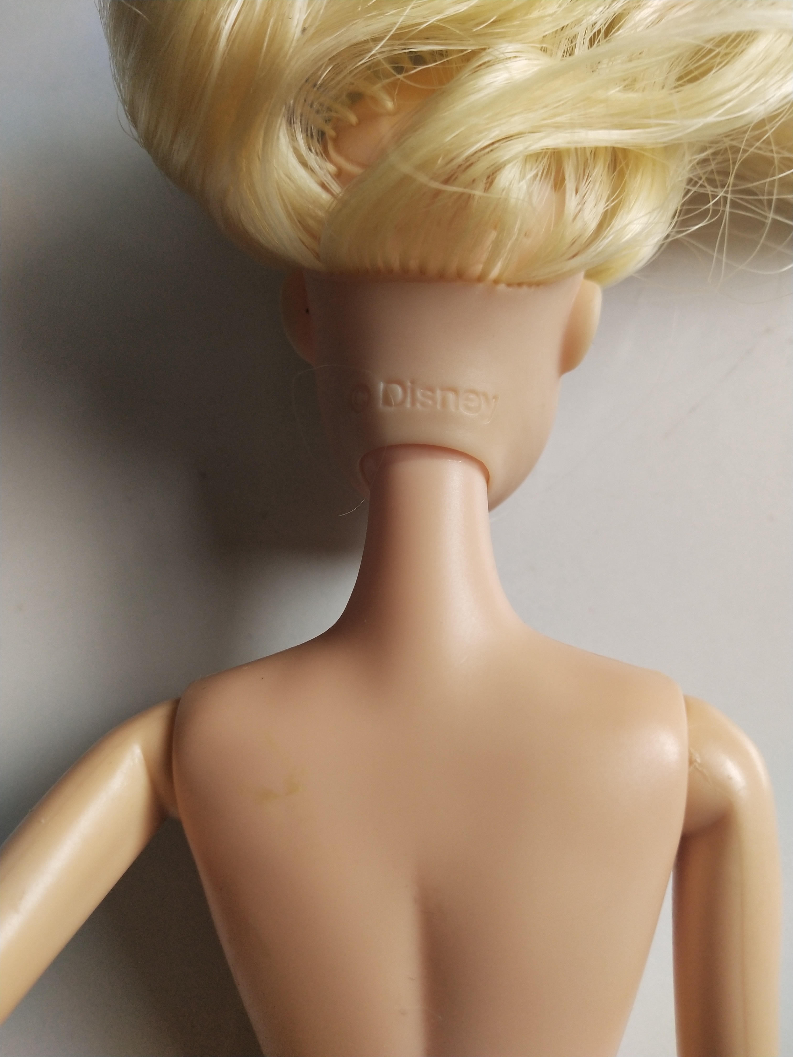 ของเล่น ของสะสม ตุ๊กตาเจ้าหญิงดิสนีย์ Disney Princess จาก แบรนด์ซิมบ้า ทอยส์ Simba Toys Doll หน้าสวย ผมทอง ปักไม่เต็มหัว สภาพดี ขายางพับงอได้