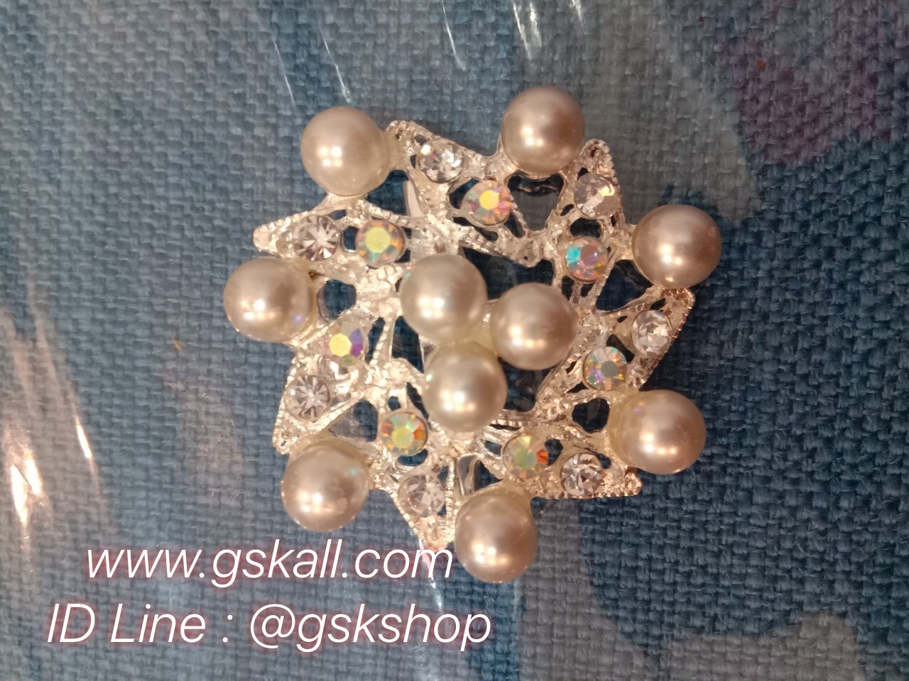 เข็มกลัดมุก GSK SHOP กิ๊ฟช้อบถูกใจ สนใจกดสั่งซื้อเลย